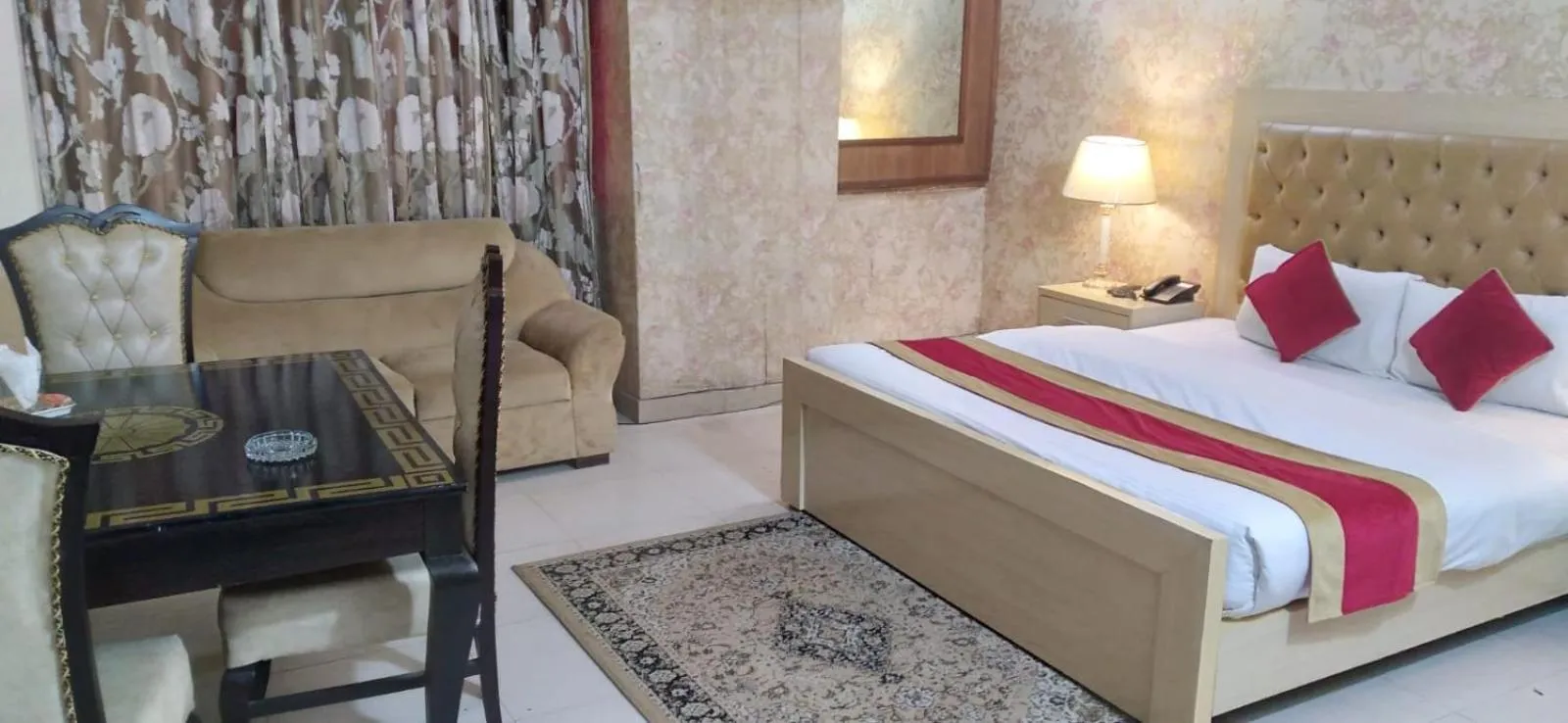 Bedroom in Premier Inn Davis Road Lahore