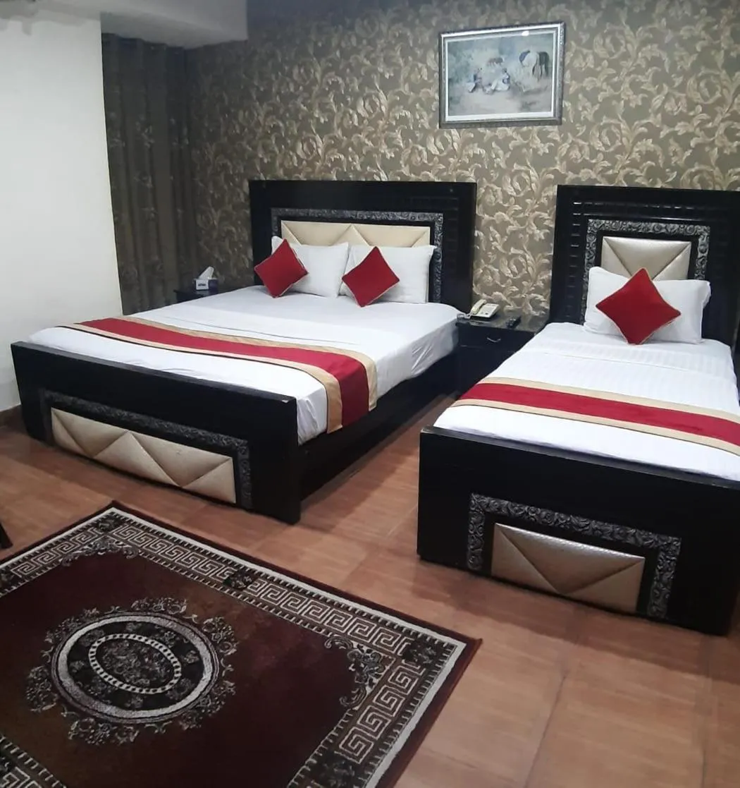 Bedroom in Premier Inn Davis Road Lahore