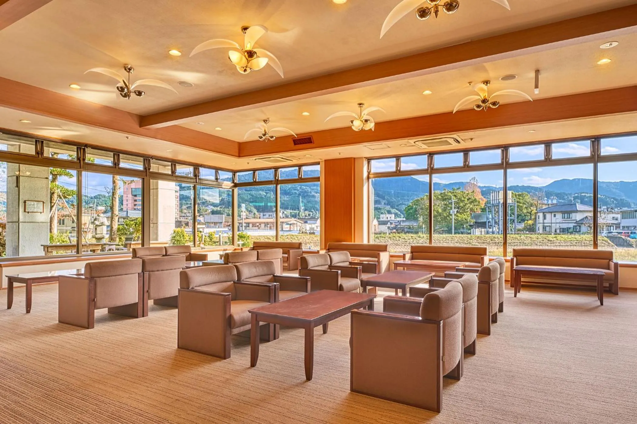 Lobby or reception in Ooedo Onsen Monogatari Ureshinokan