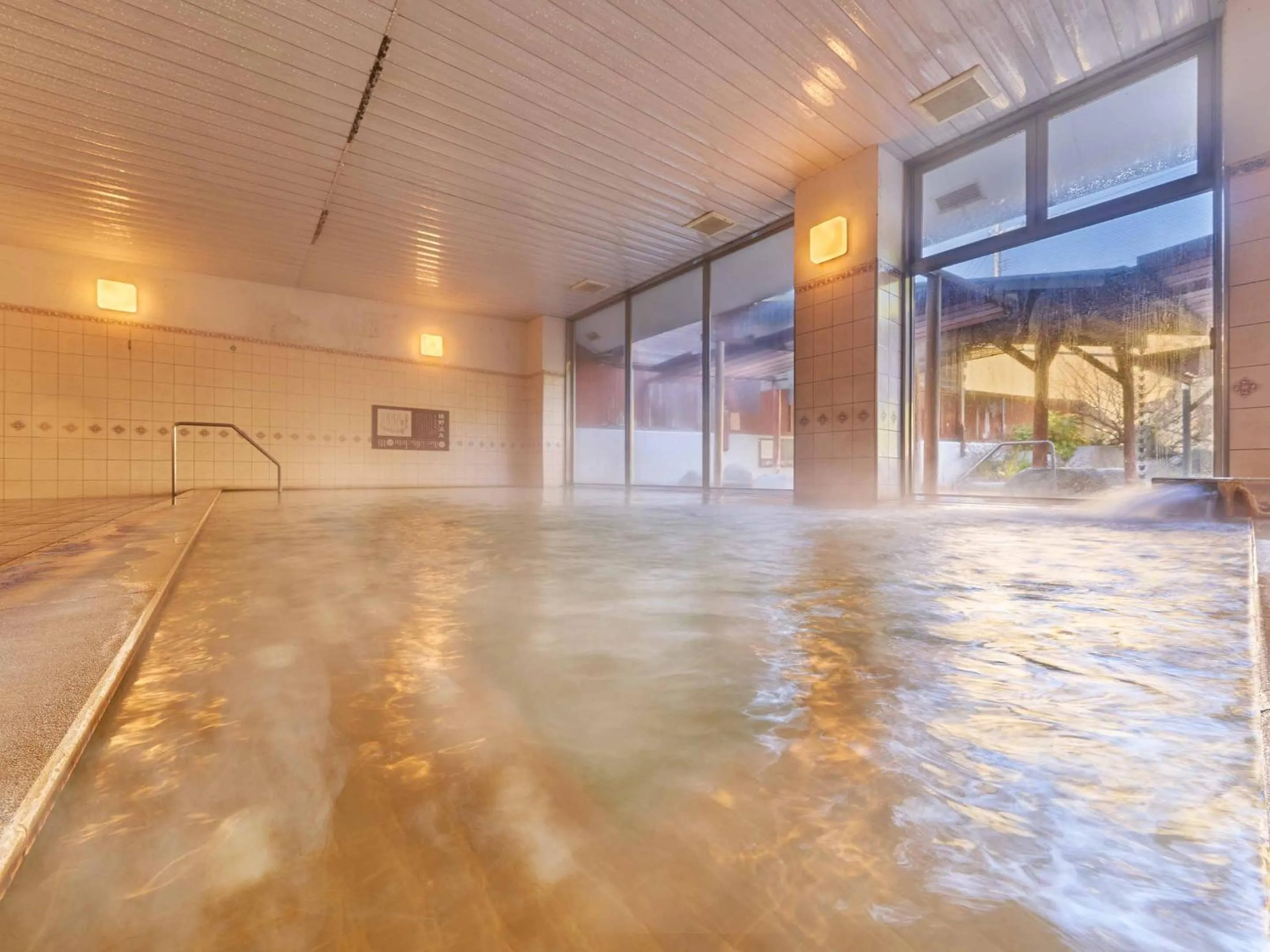 Public Bath, Swimming Pool in Yukai Resort Ureshinokan