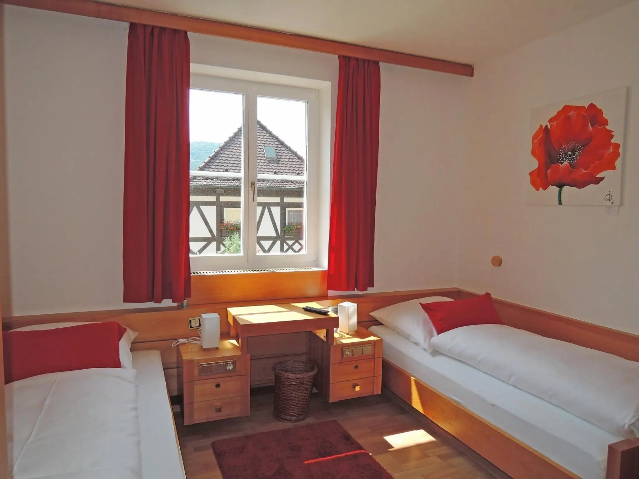 Photo of the whole room, Bed in Hotel Sonne29