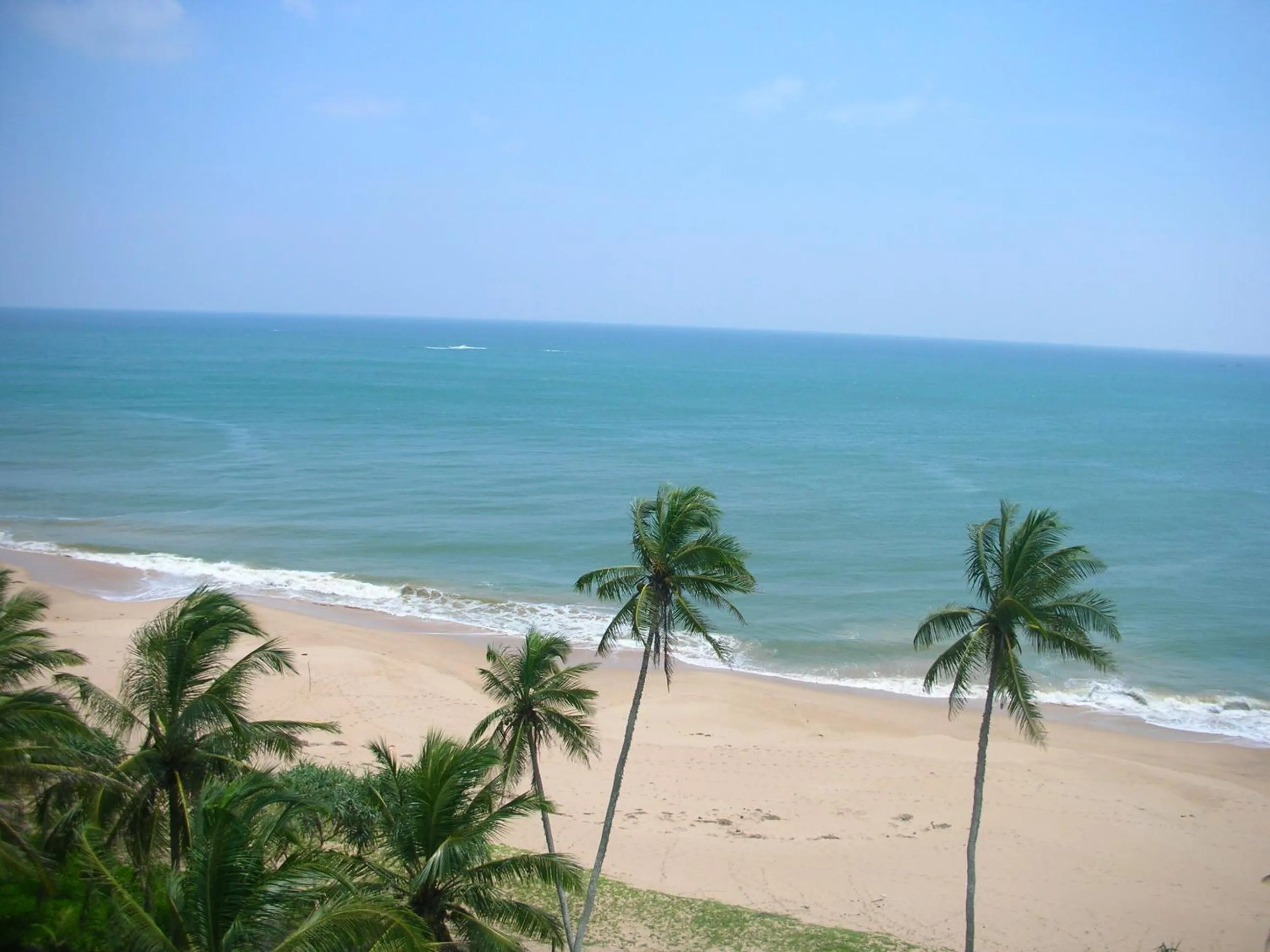 Beach in Lanka Beach Bungalows