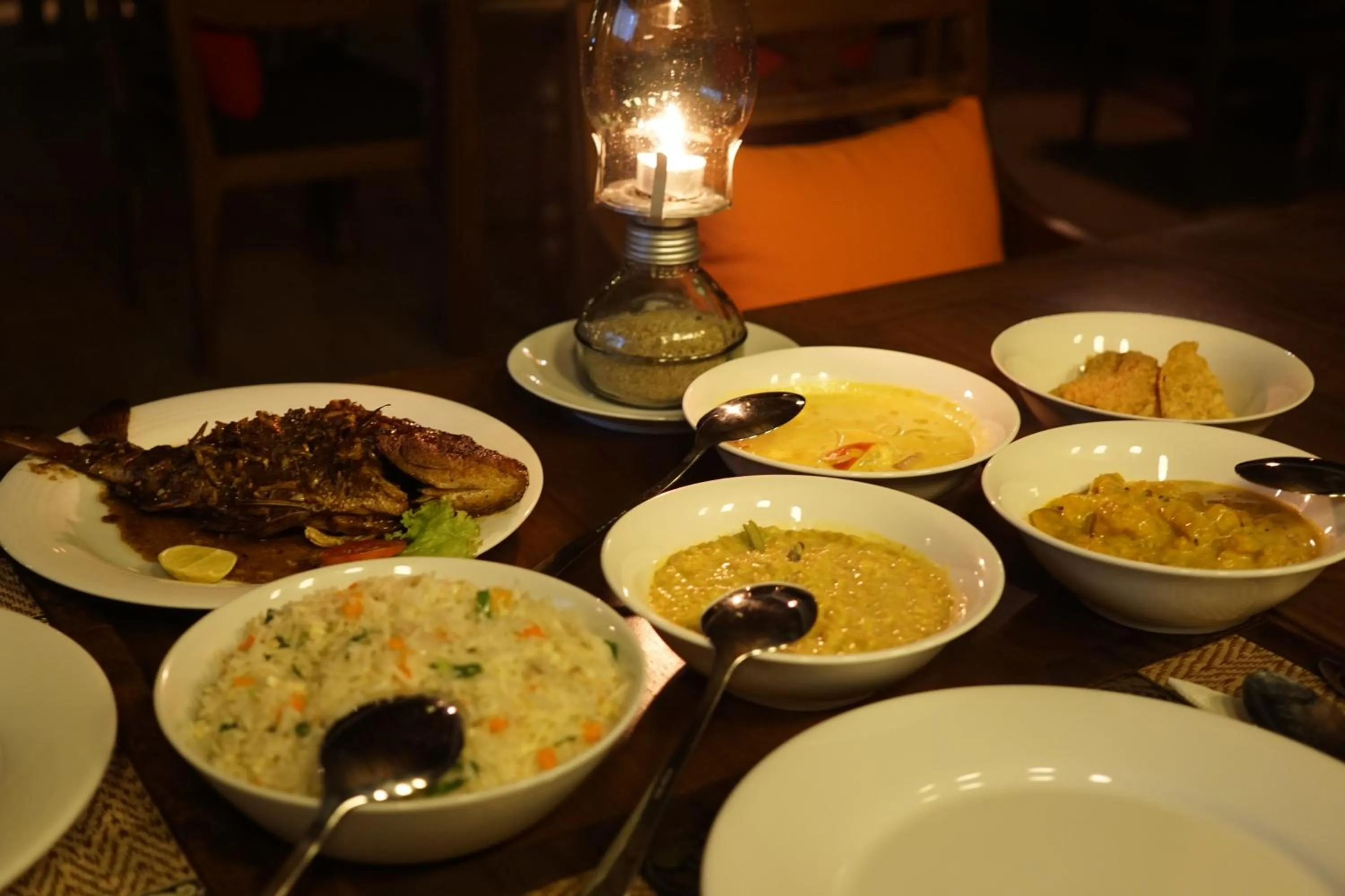 Food in Lanka Beach Bungalows