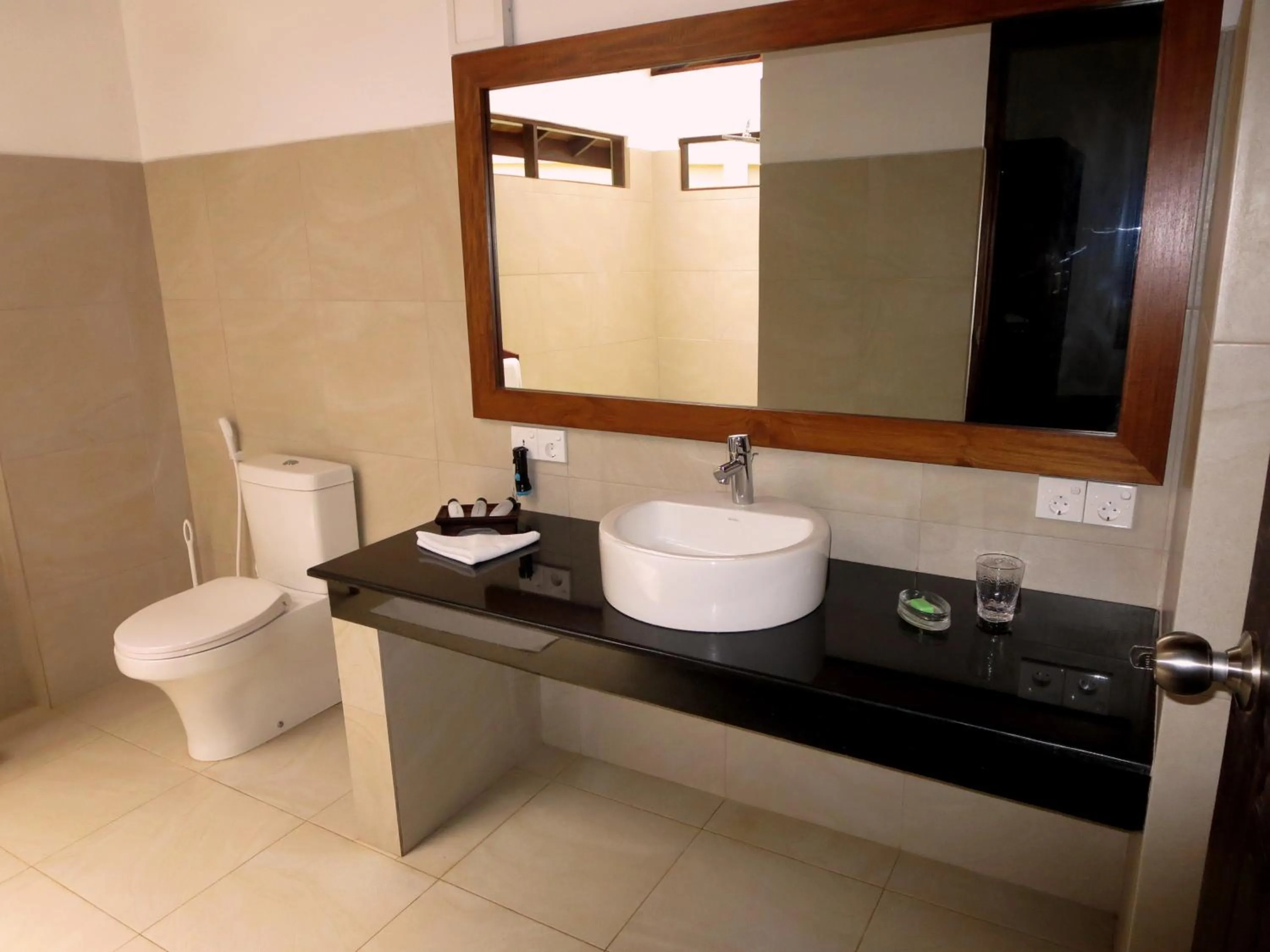 Bathroom in Lanka Beach Bungalows