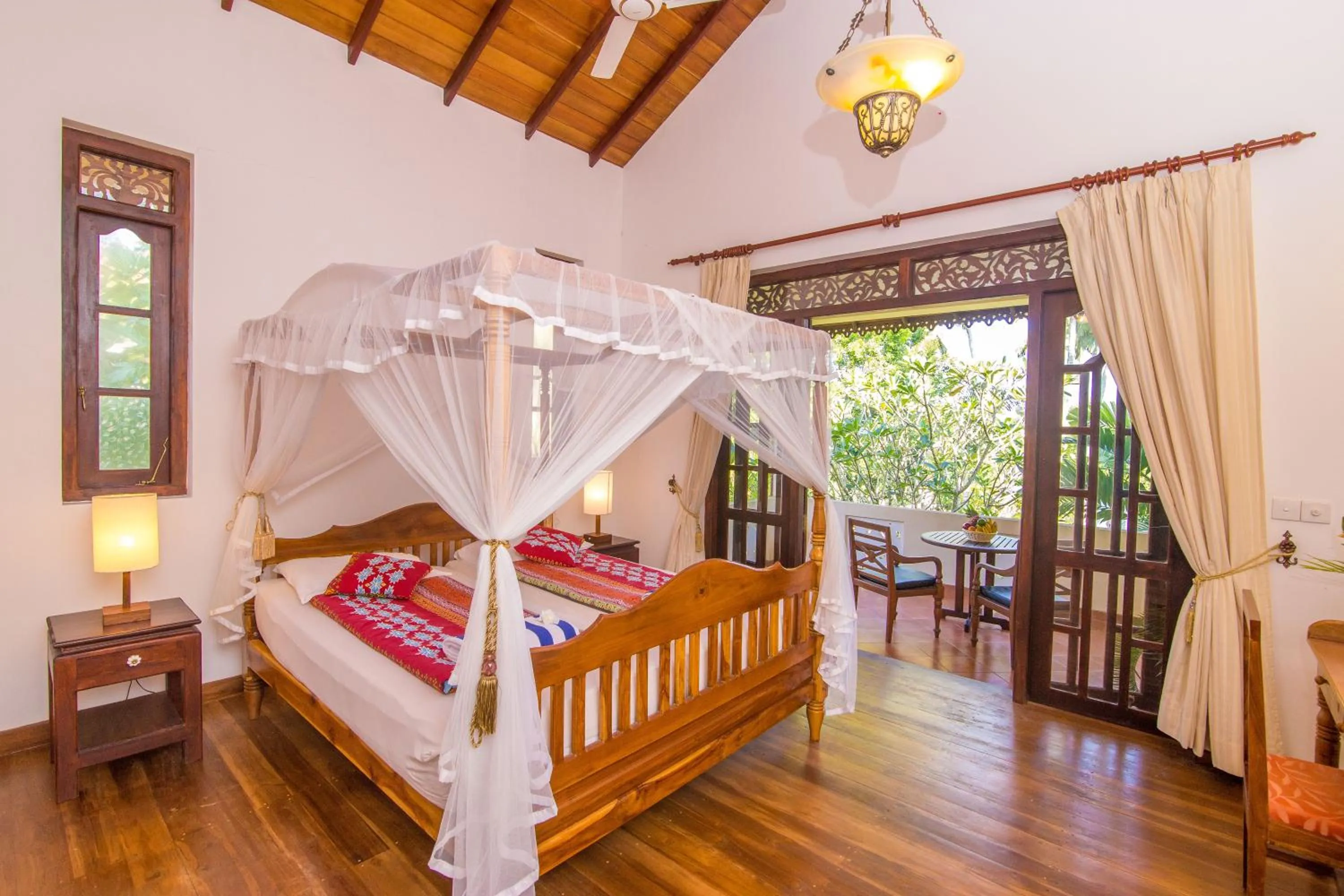 Photo of the whole room, Bed in Lanka Beach Bungalows
