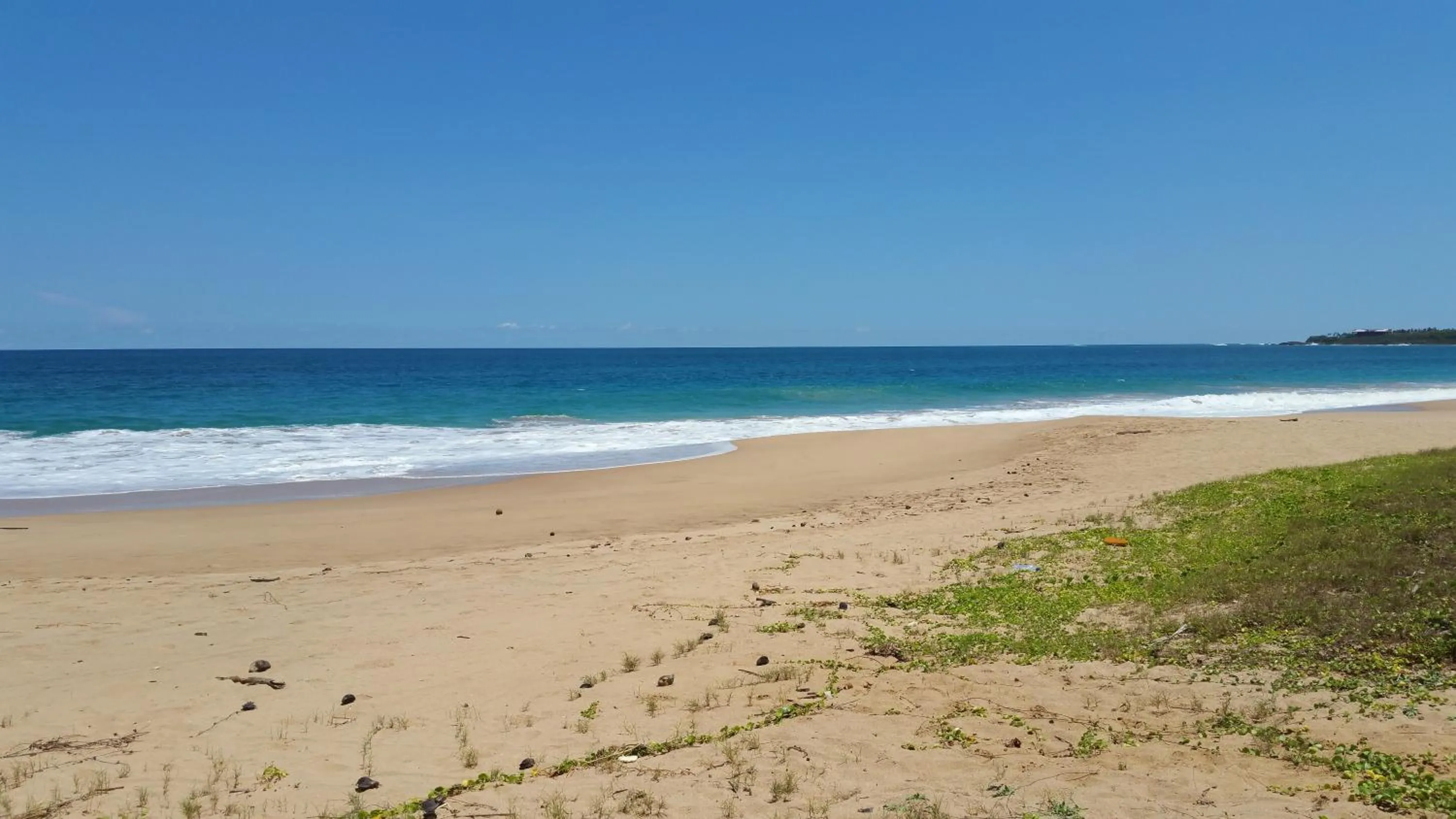Beach in Lanka Beach Bungalows