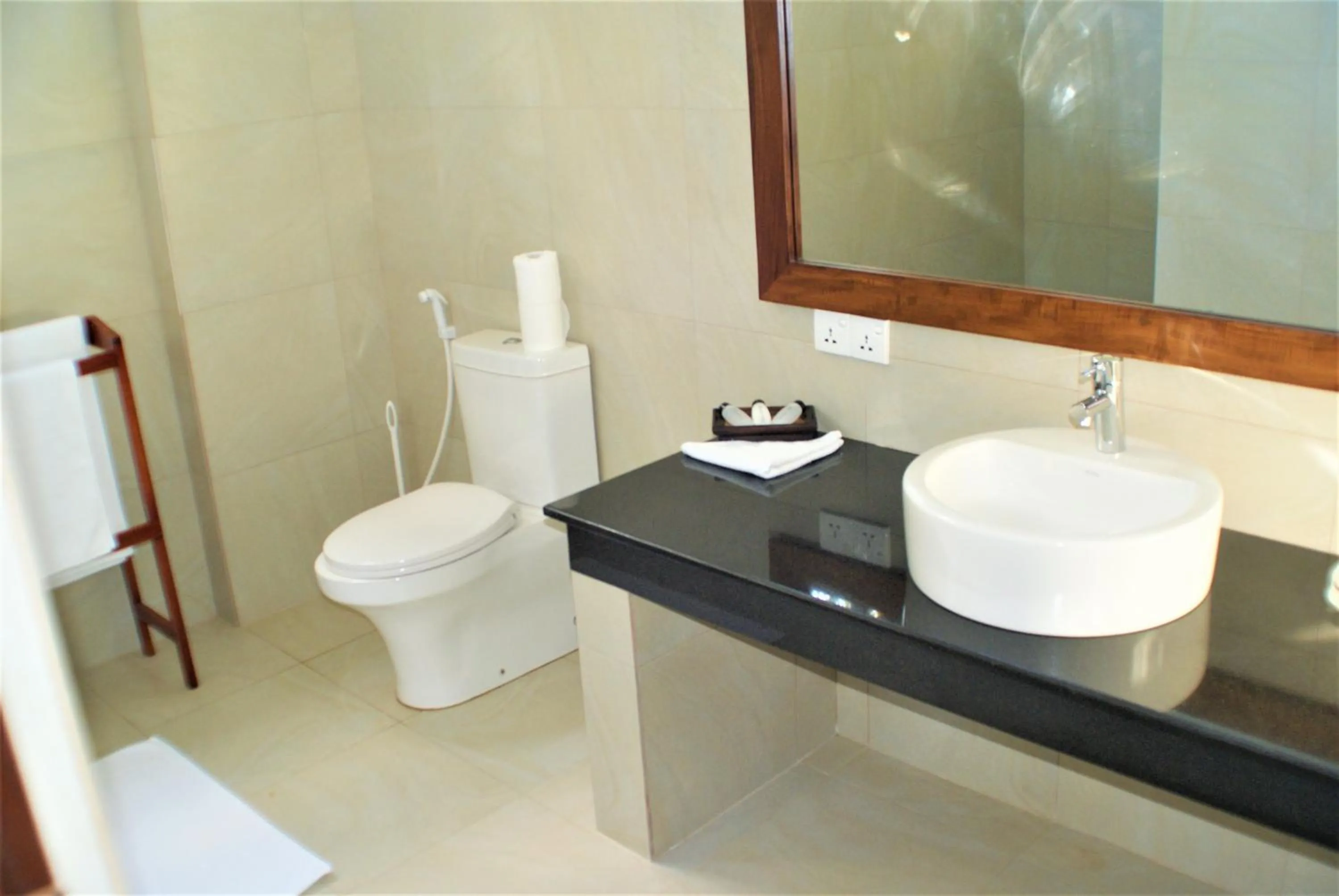 Bathroom in Lanka Beach Bungalows