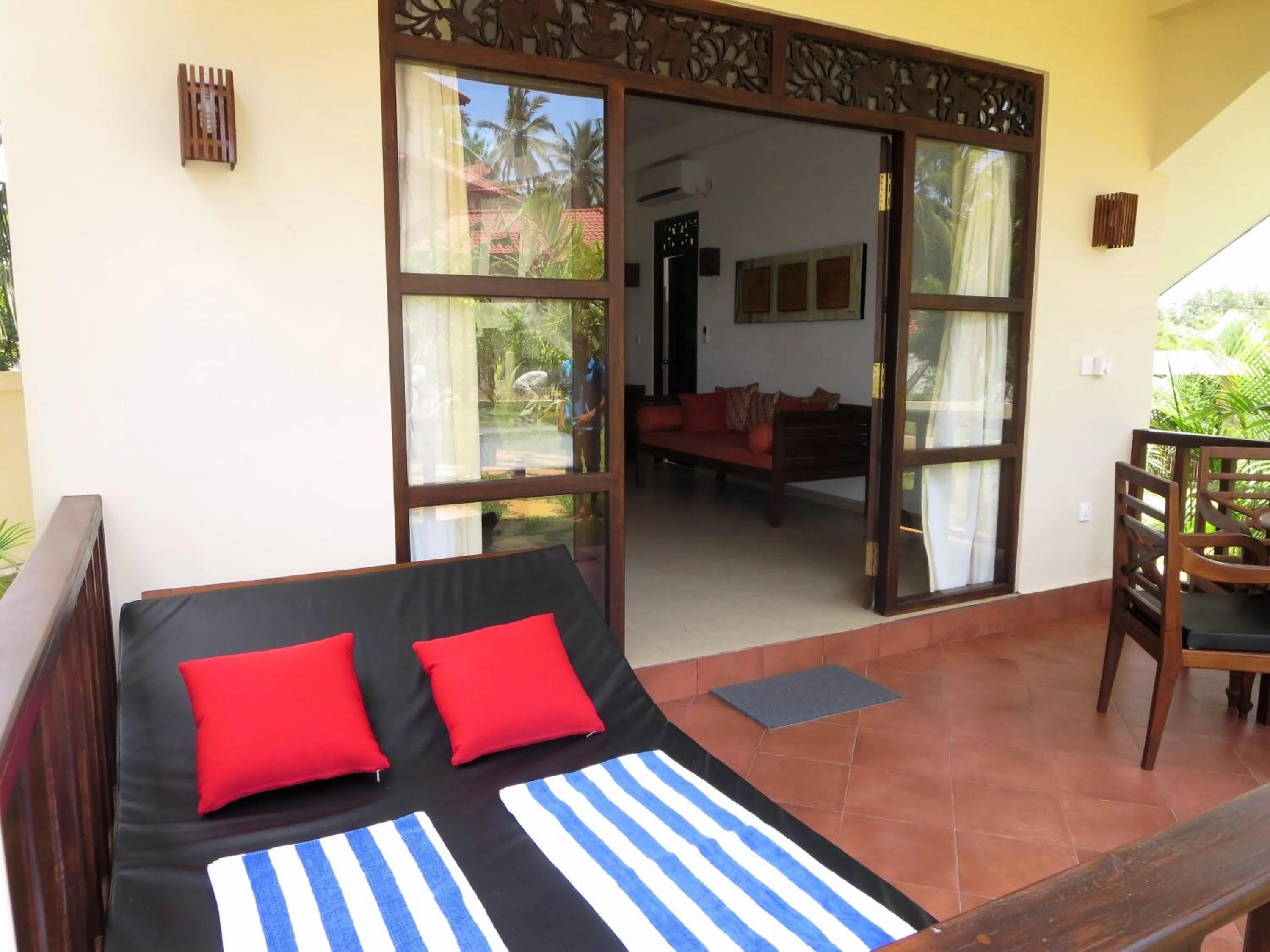 Seating area in Lanka Beach Bungalows