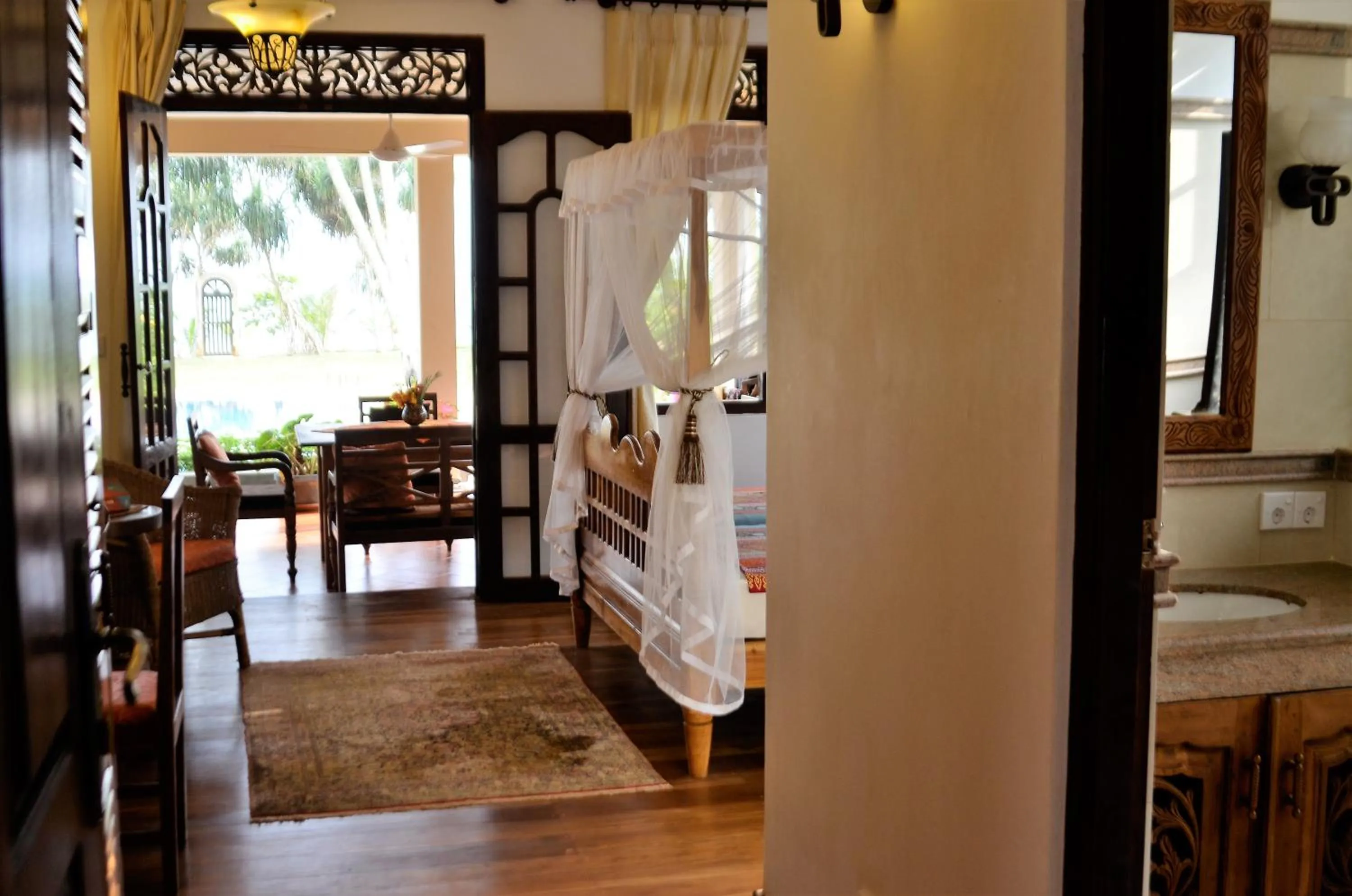 Photo of the whole room in Lanka Beach Bungalows