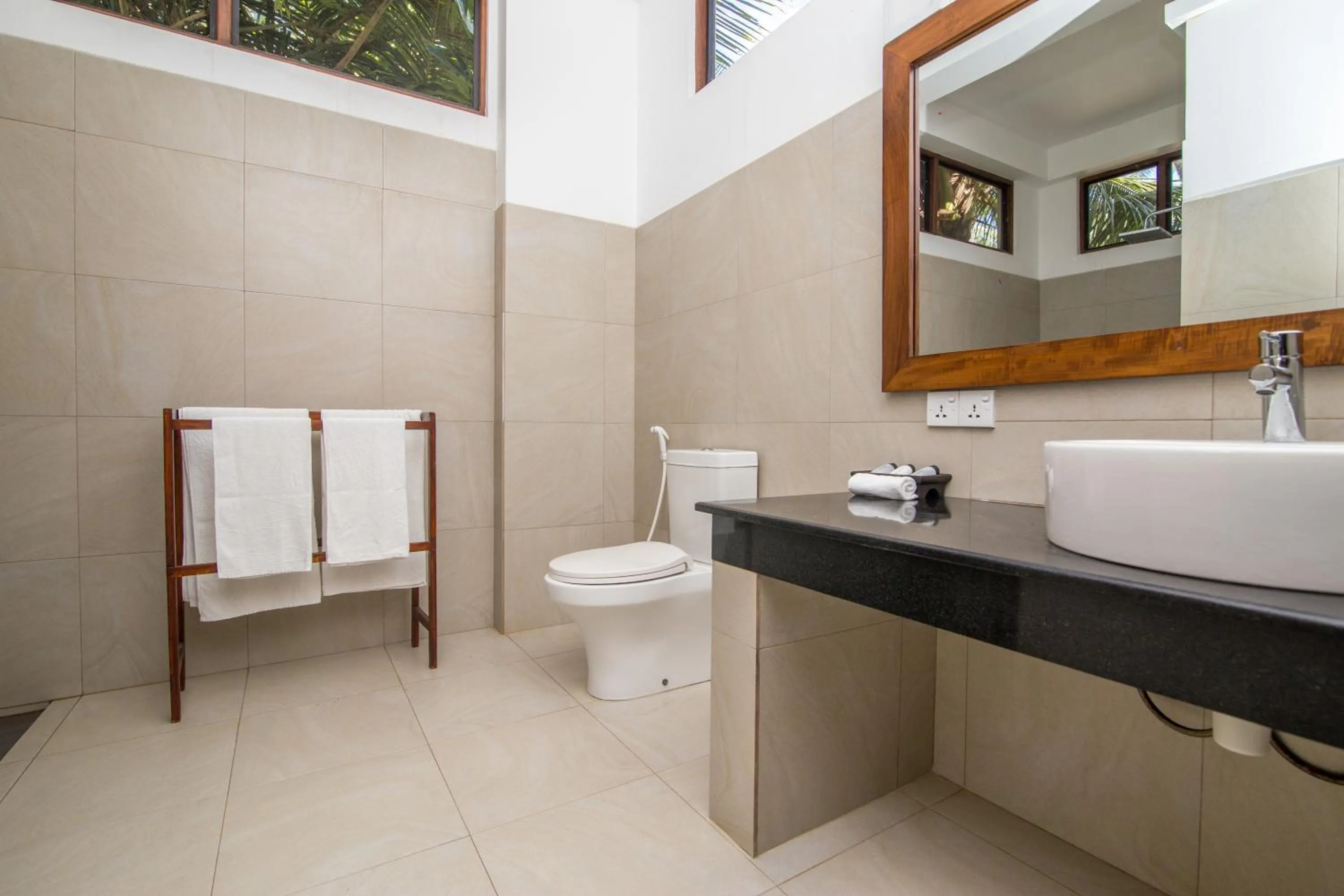 Bathroom in Lanka Beach Bungalows