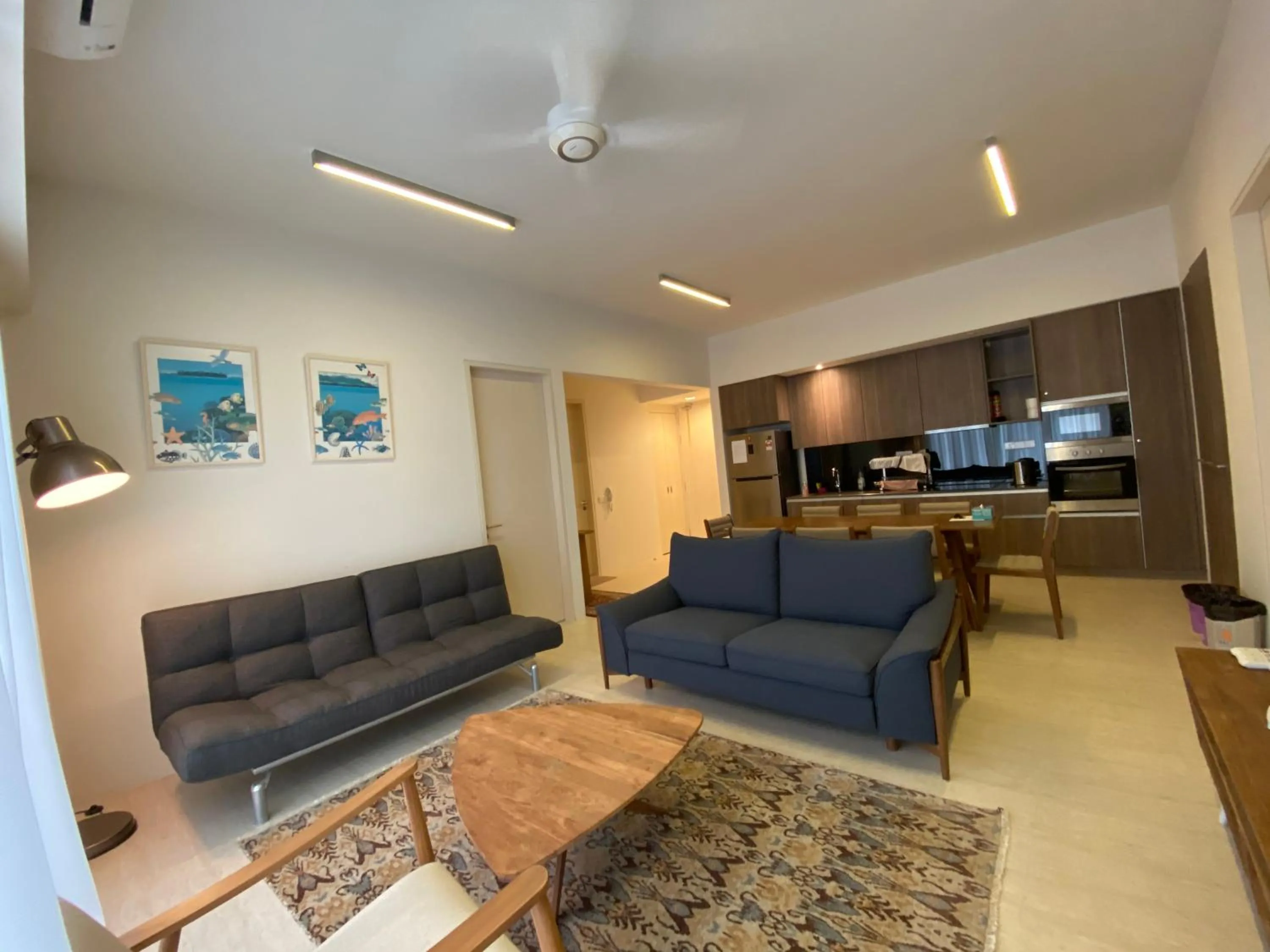 By The Sea @ Cozy Beachfront Home