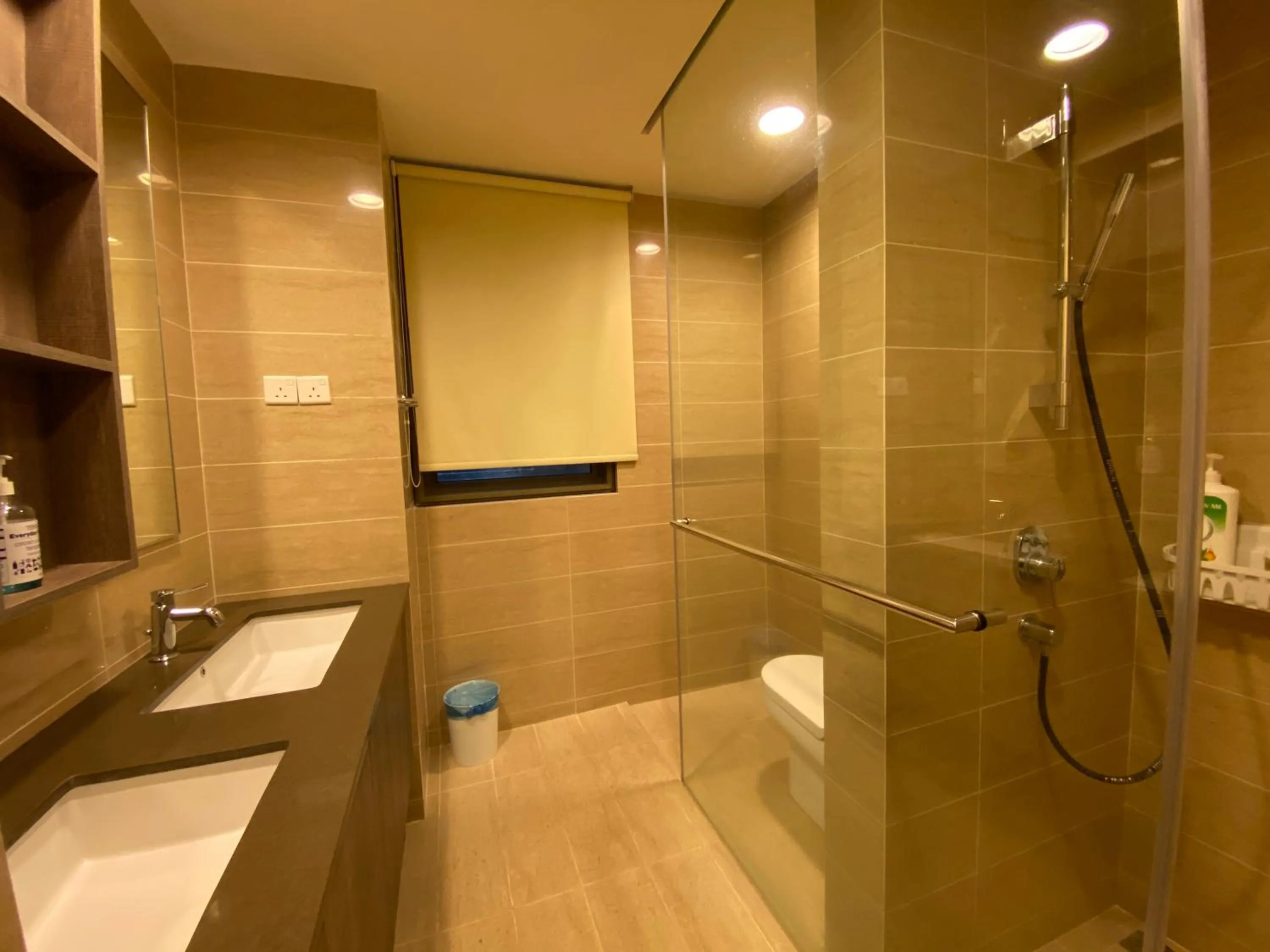 By The Sea @ Cozy Beachfront Home