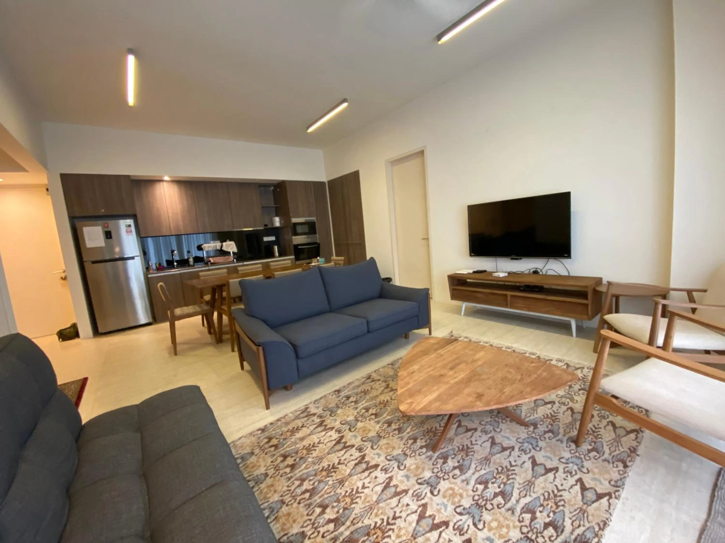 By The Sea @ Cozy Beachfront Home