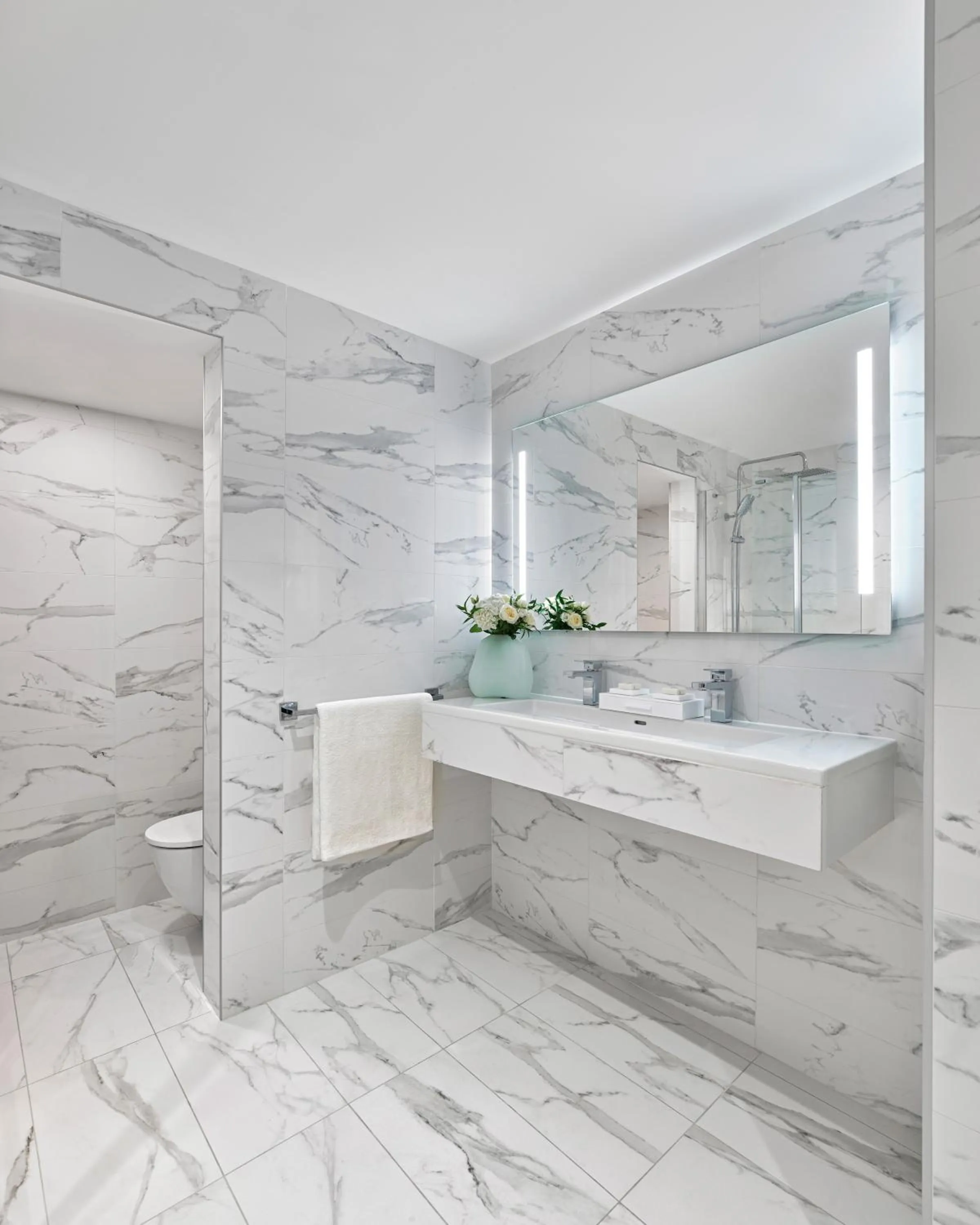 Bathroom in Fairmont Monte Carlo