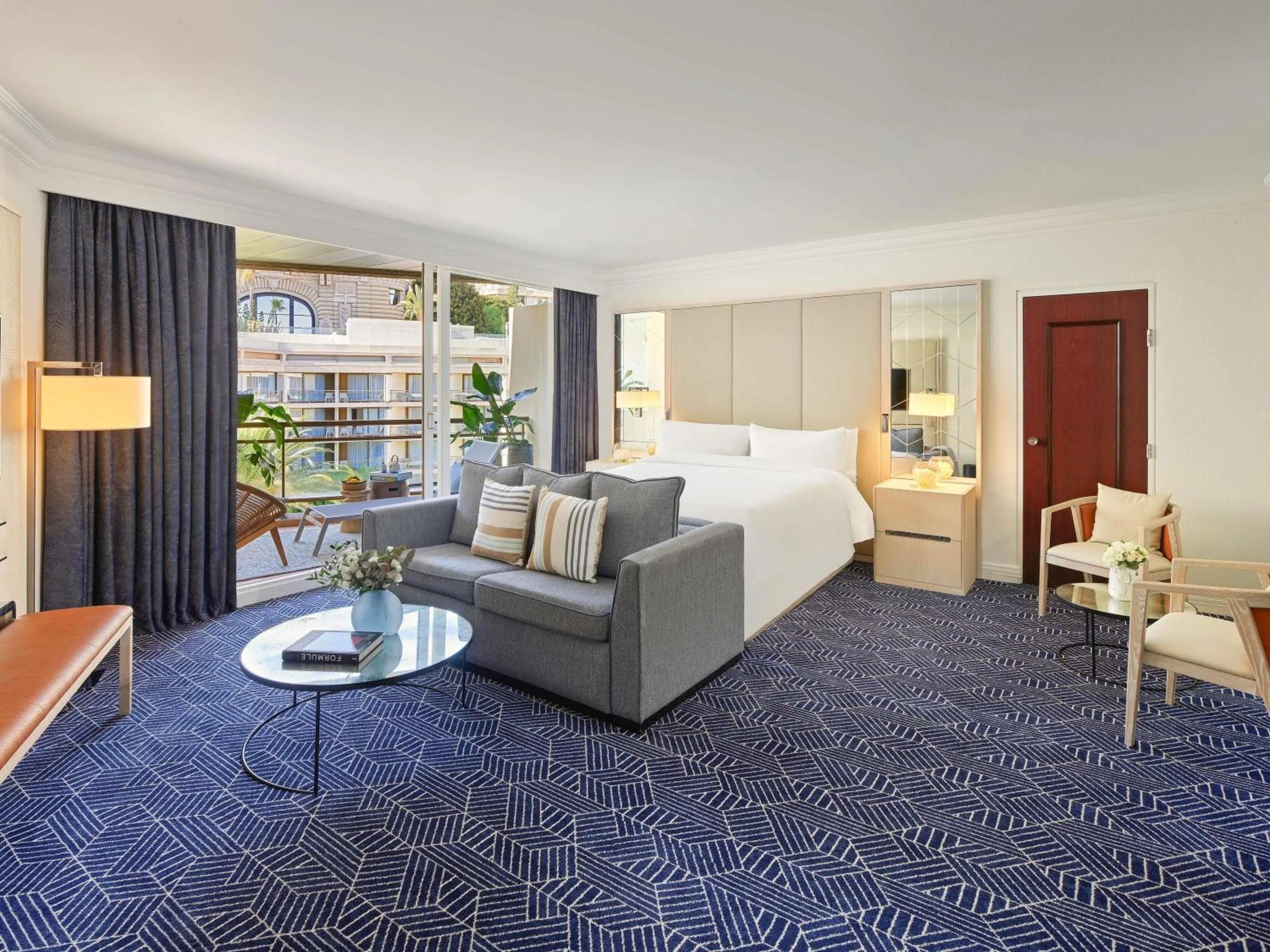 Bedroom, Bed in Fairmont Monte Carlo