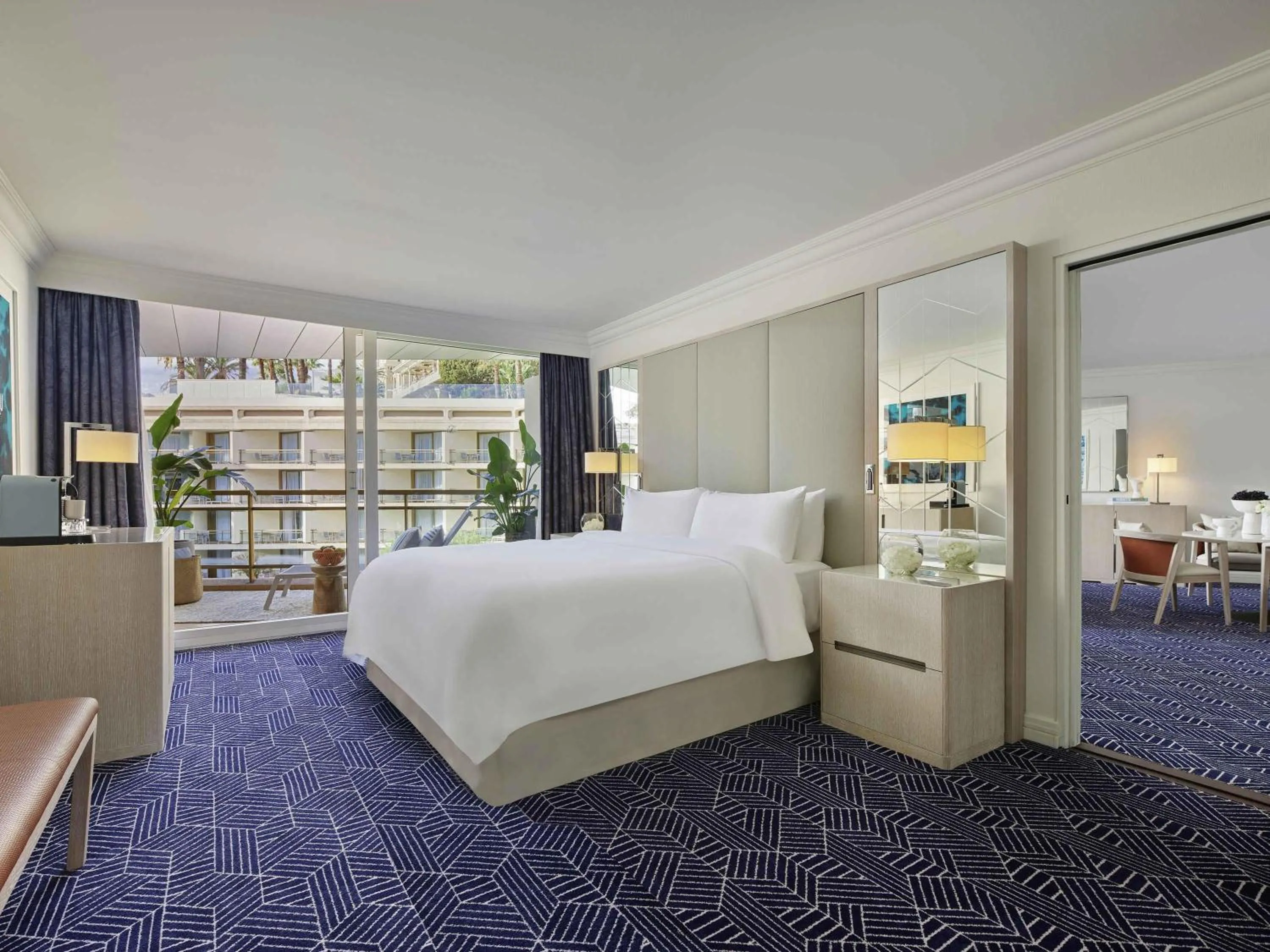 Bedroom, Bed in Fairmont Monte Carlo