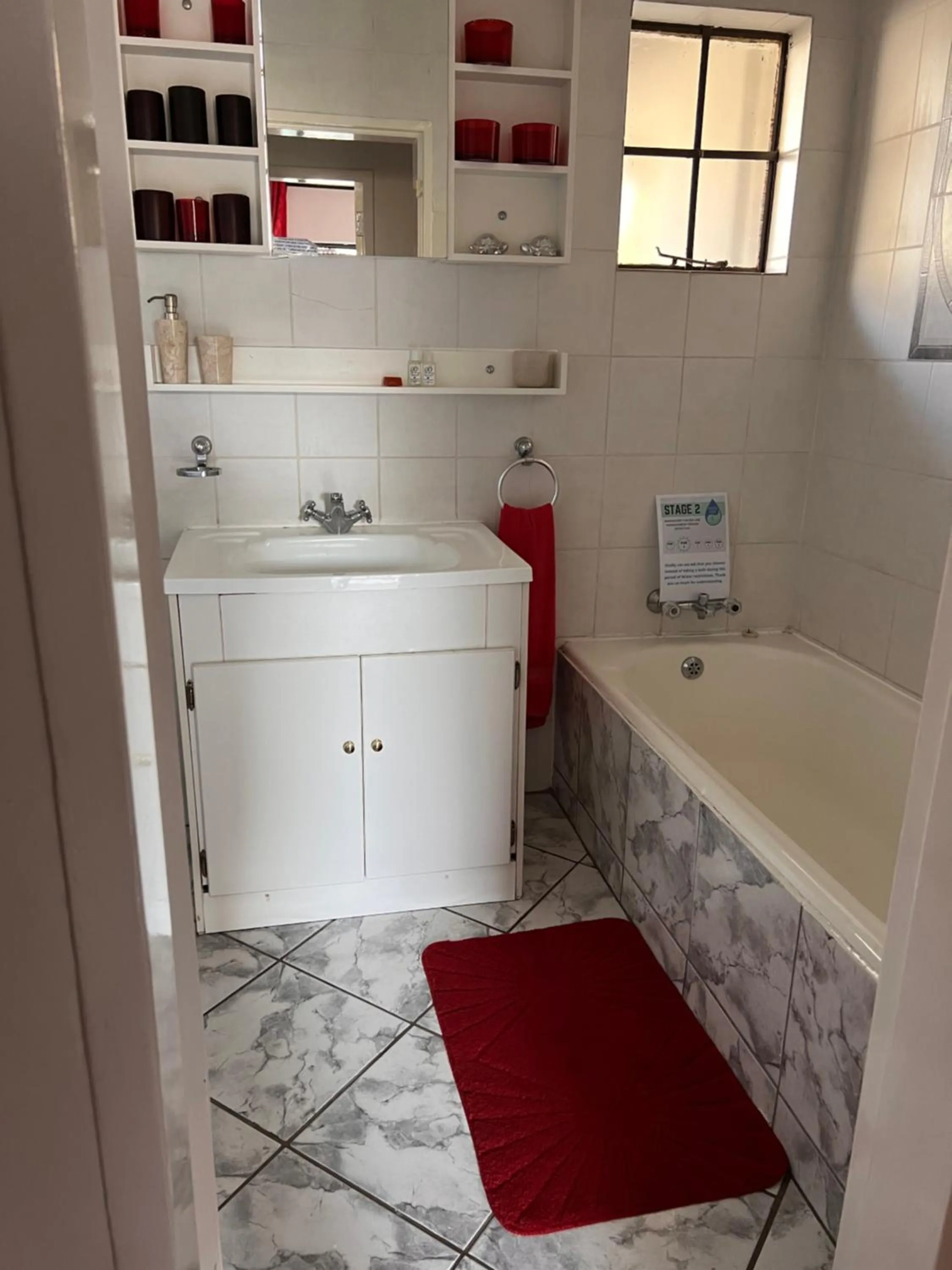 Bathroom in 2 Op Terblanche Guesthouse