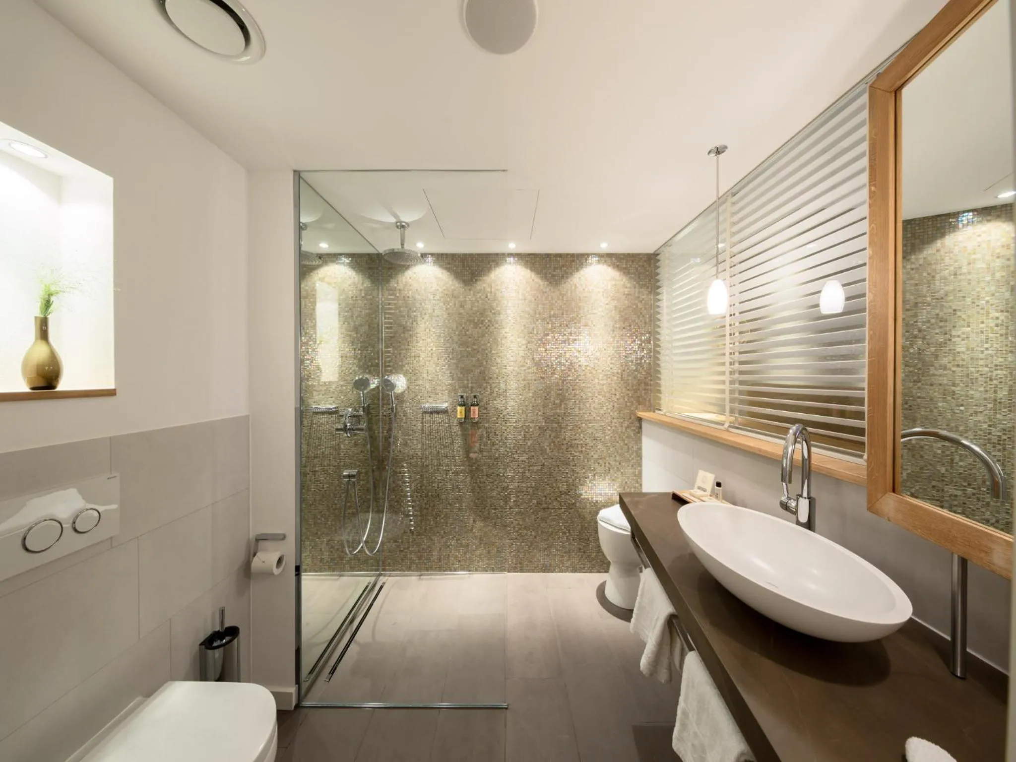 Bathroom in LA MAISON hotel & spa