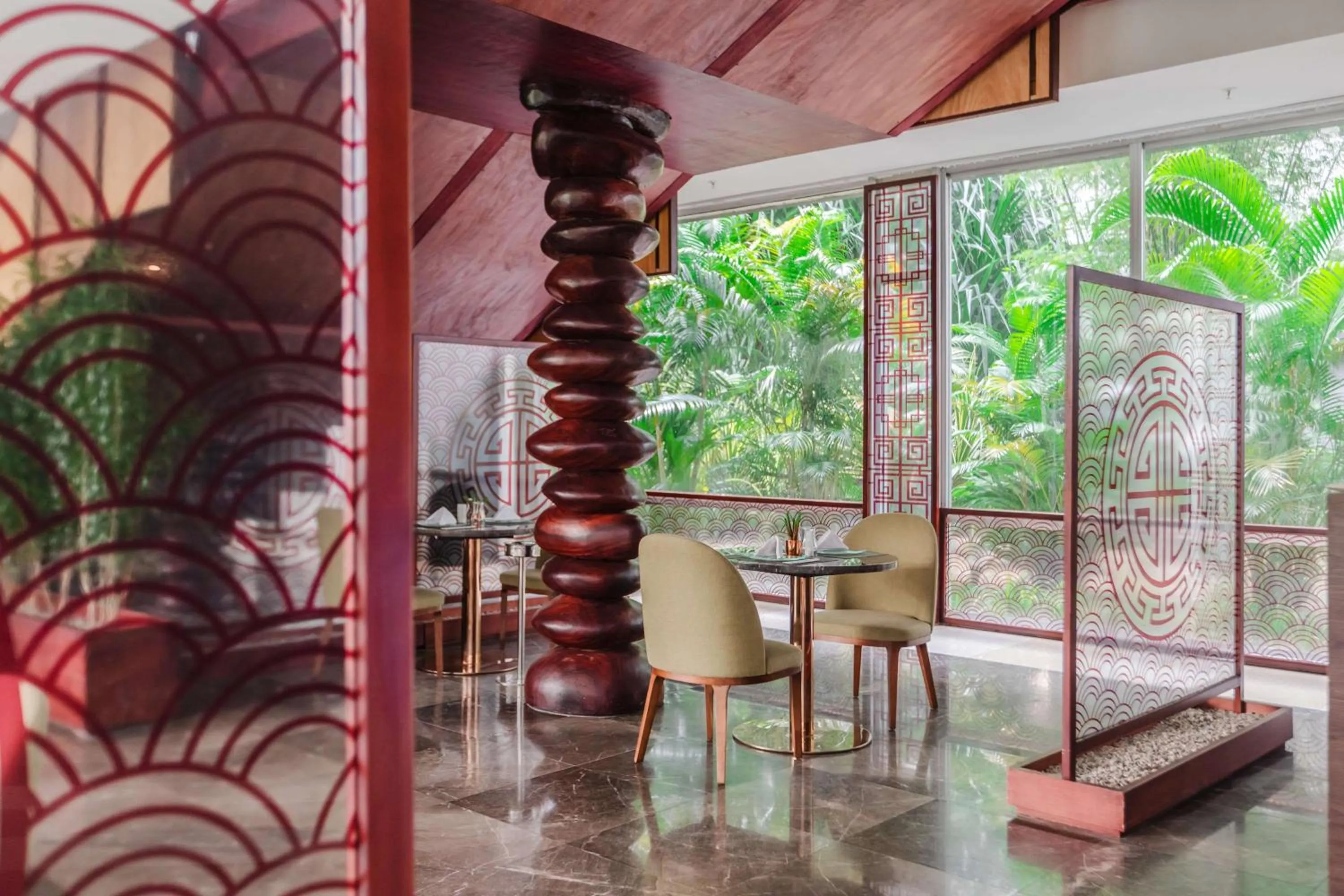 Restaurant/places to eat in Radisson Blu Okoume Palace Hotel, Libreville