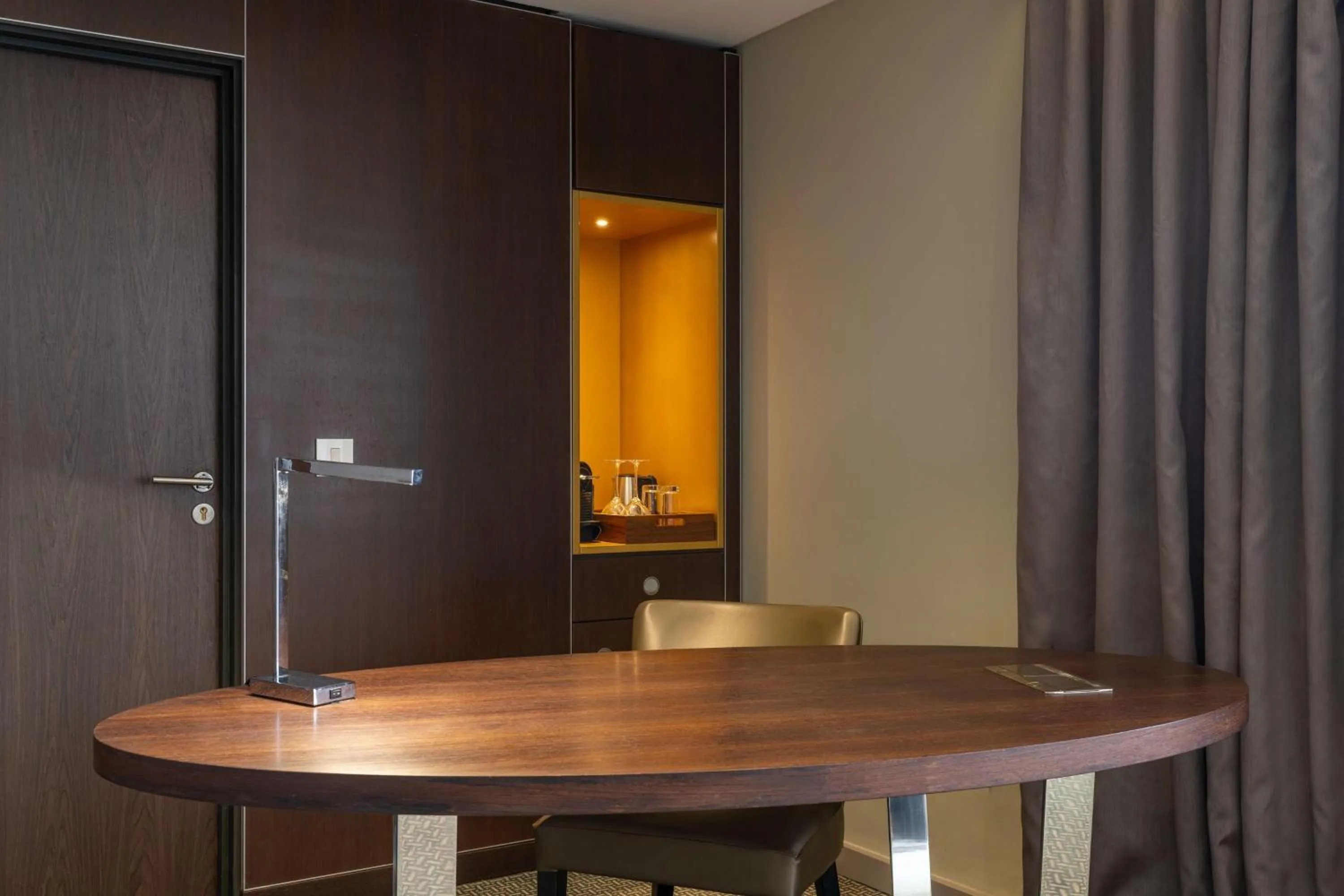 Photo of the whole room in Radisson Blu Okoume Palace Hotel, Libreville