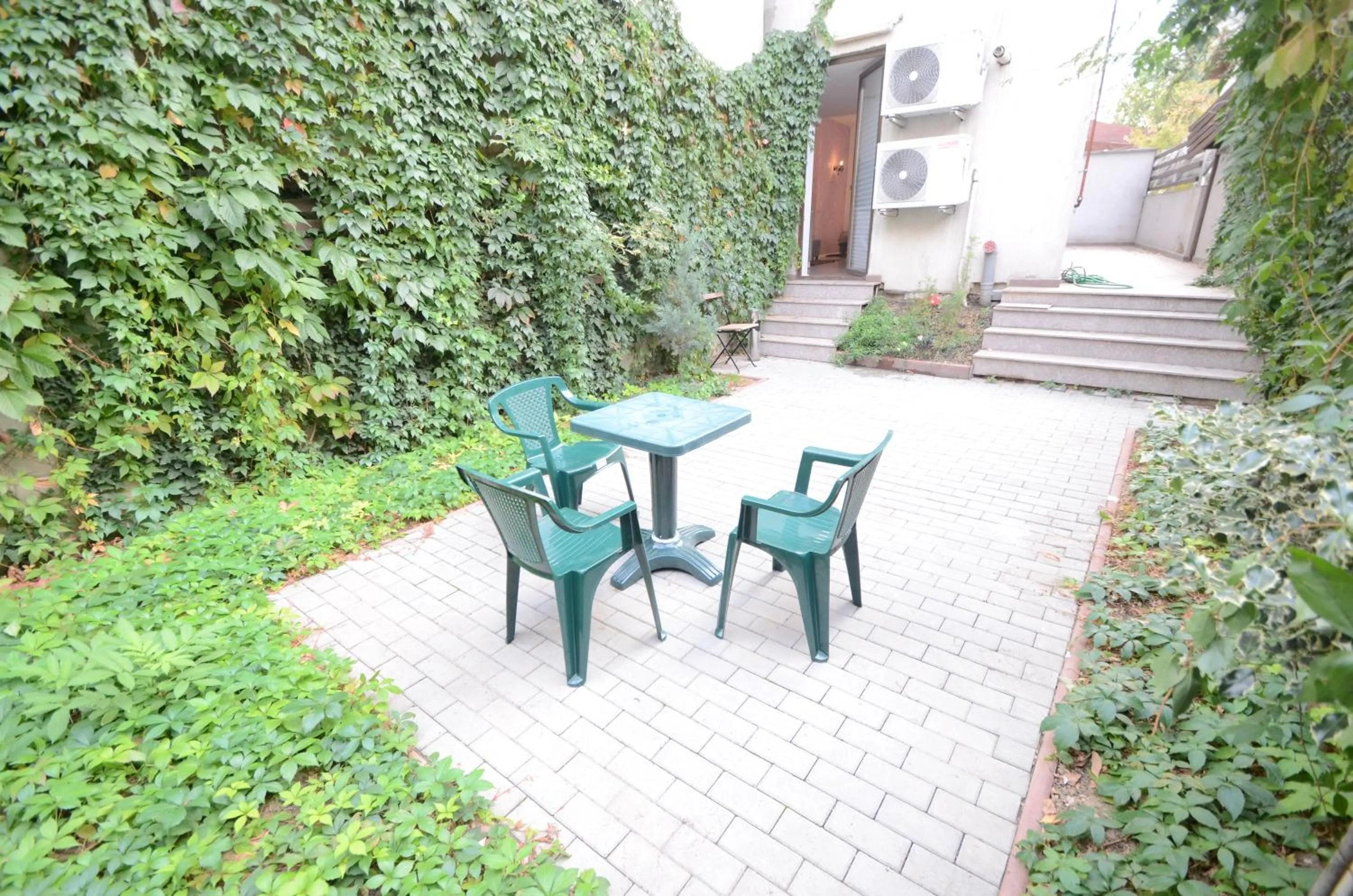 Garden in Mosilor Apartments