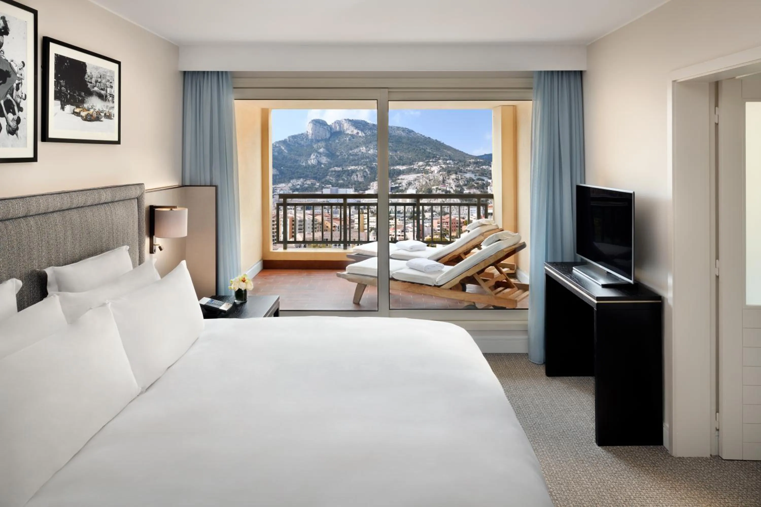 City view, Bed in Columbus Hotel Monte-Carlo, Curio Collection by Hilton