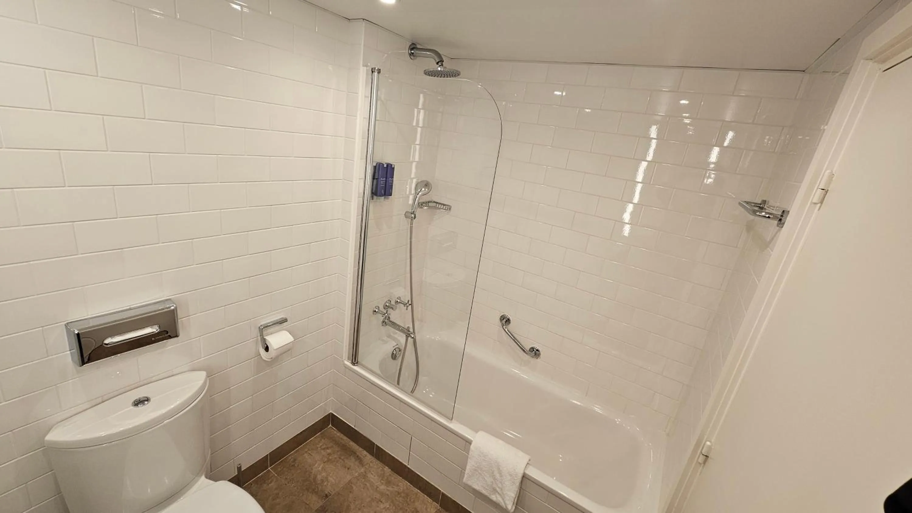 Toilet in Columbus Hotel Monte-Carlo, Curio Collection by Hilton