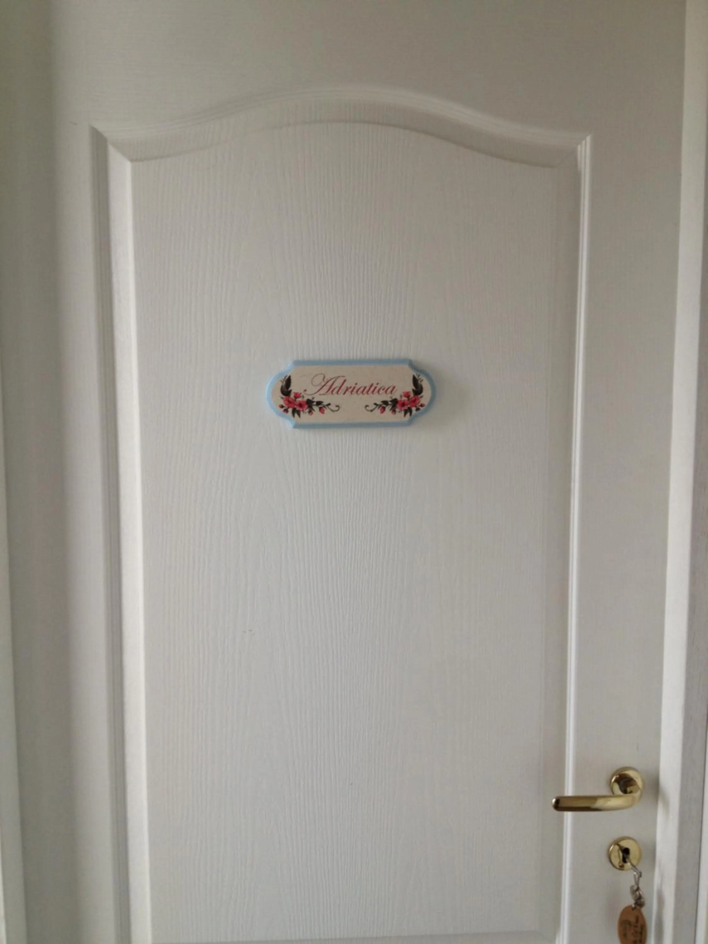 Logo/Certificate/Sign in Via col Vento