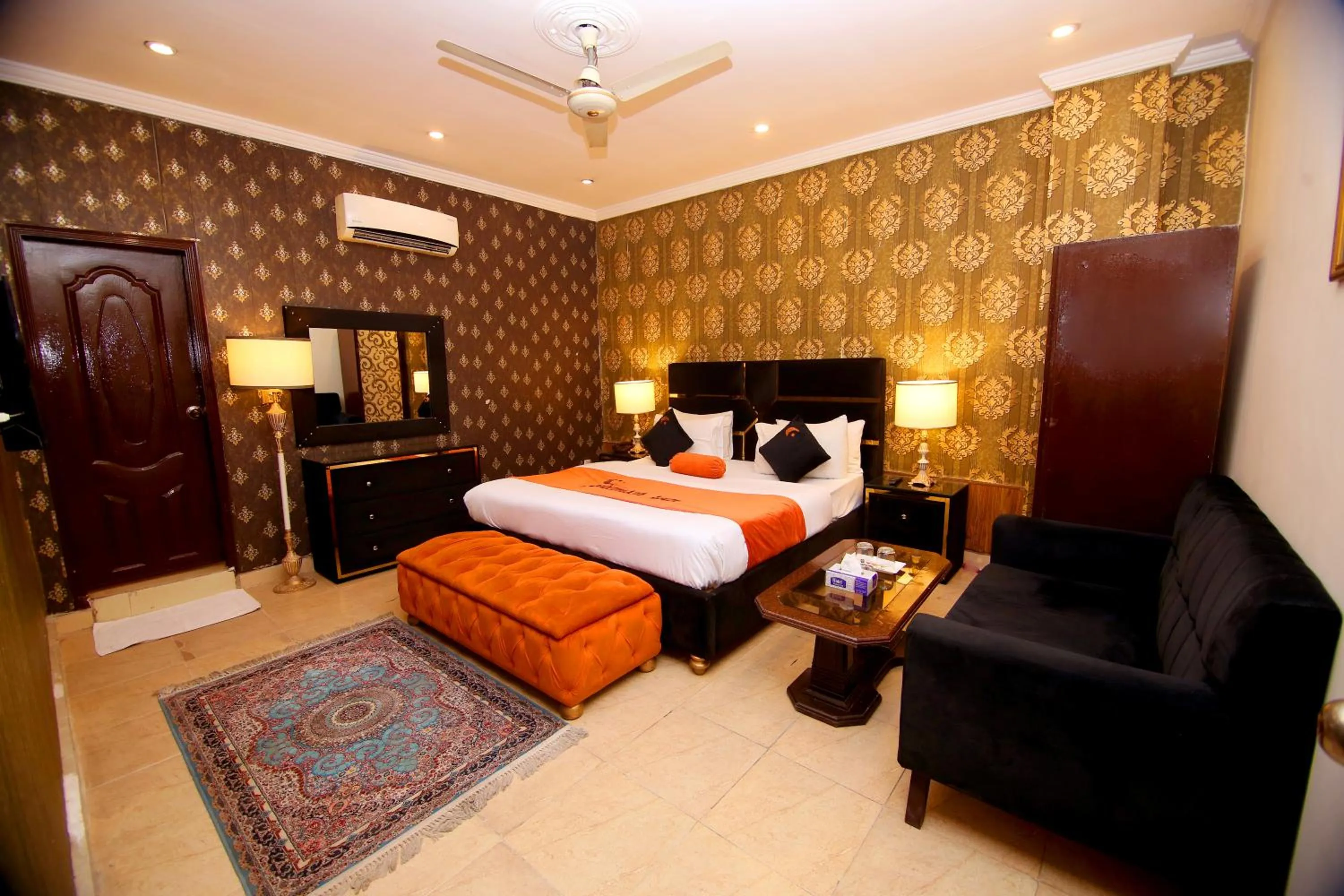 Bedroom, Bed in Premier Inn Johar Town Lahore