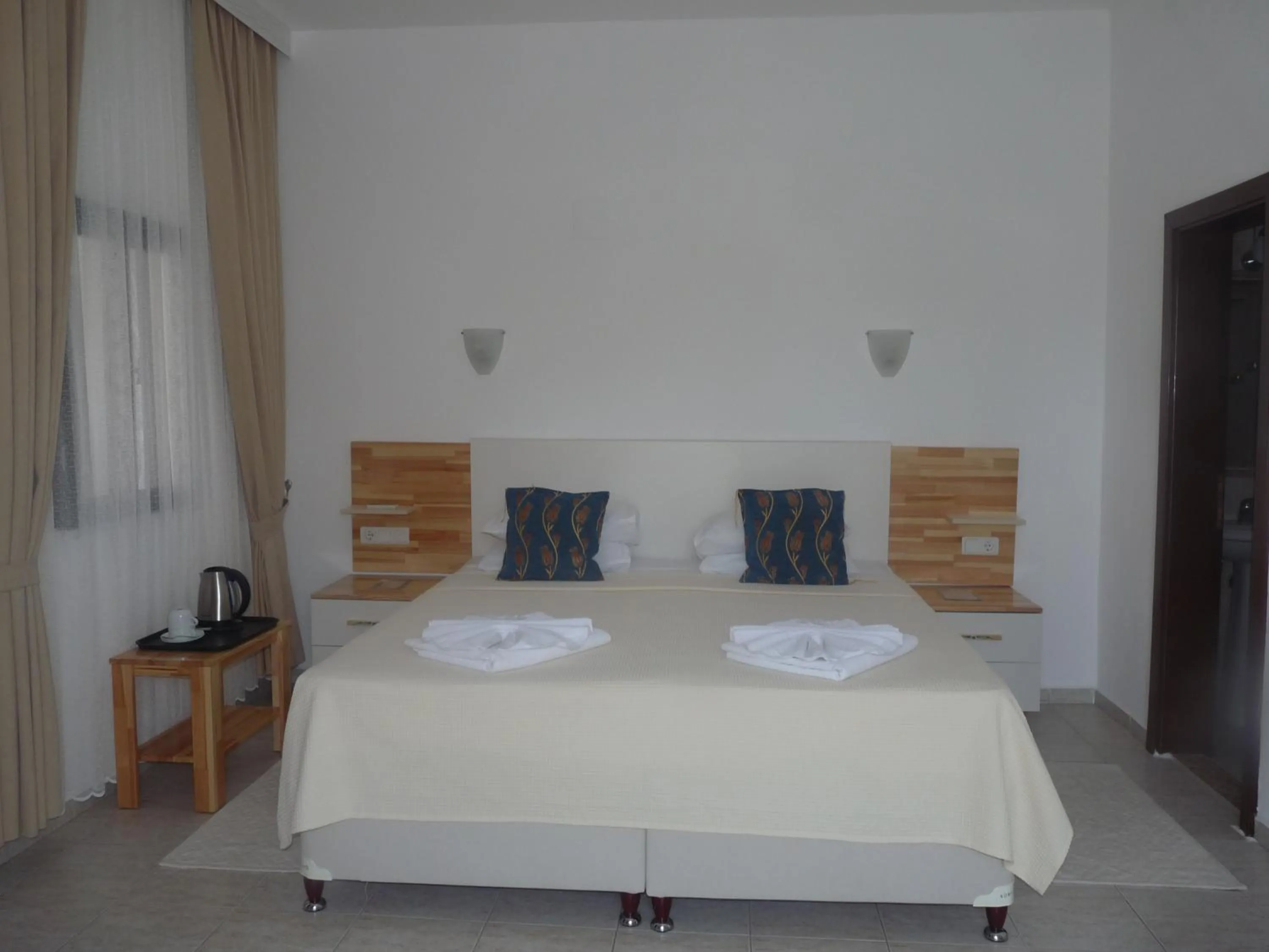 Photo of the whole room, Bed in Dalyan Garden Pension