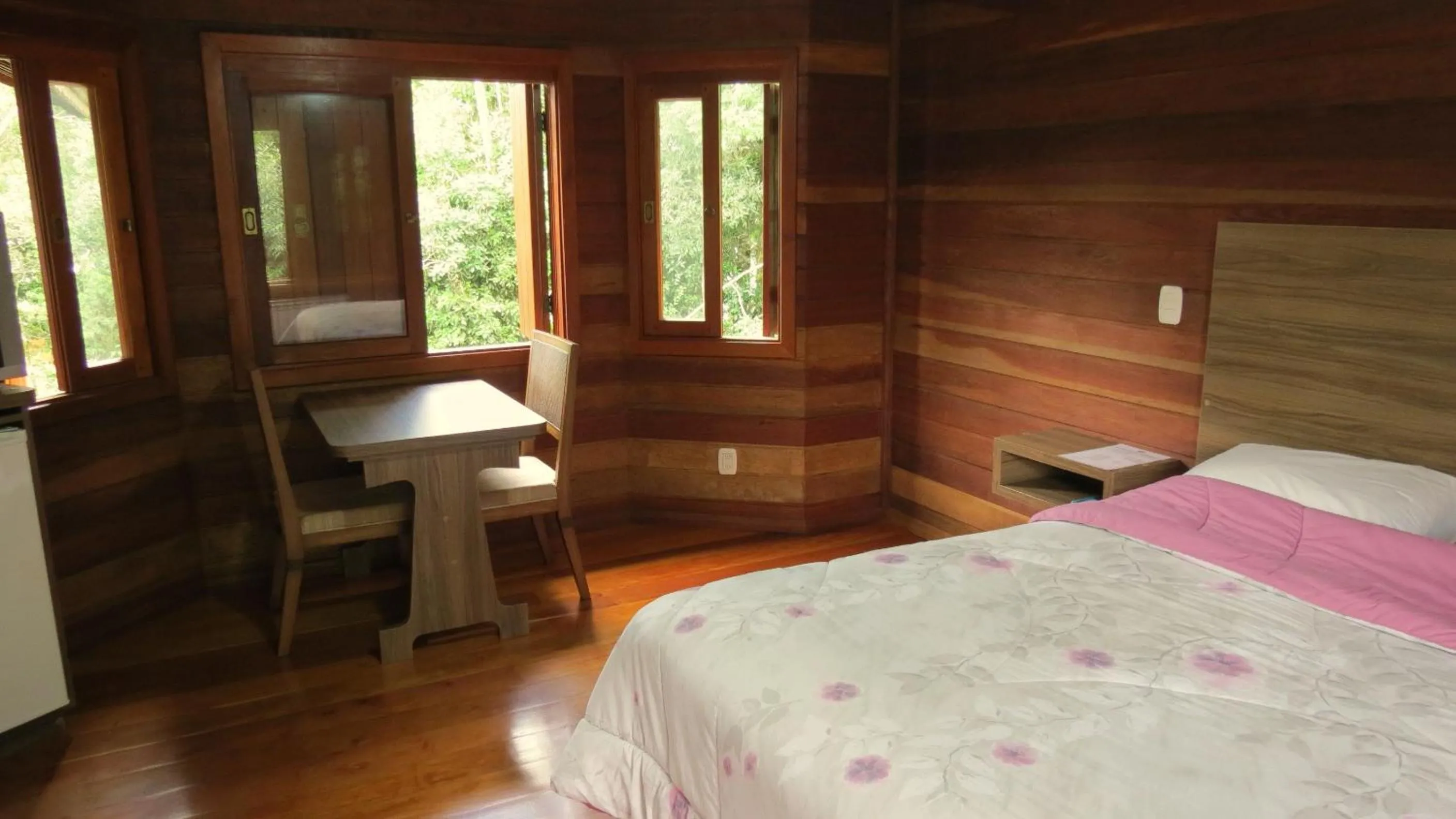 Bedroom in Pousada Floresta Negra