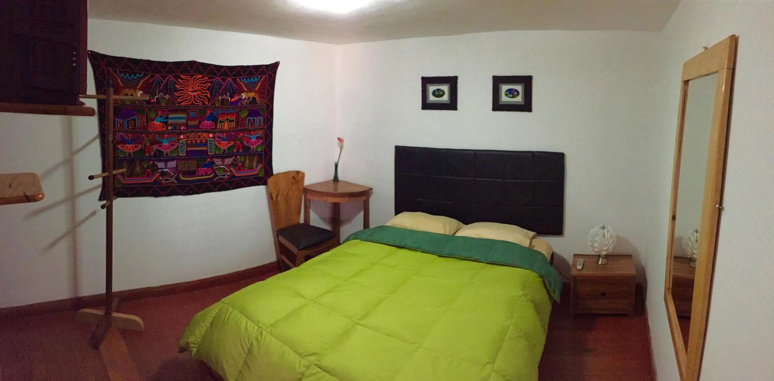 Photo of the whole room in Hotel Inka King