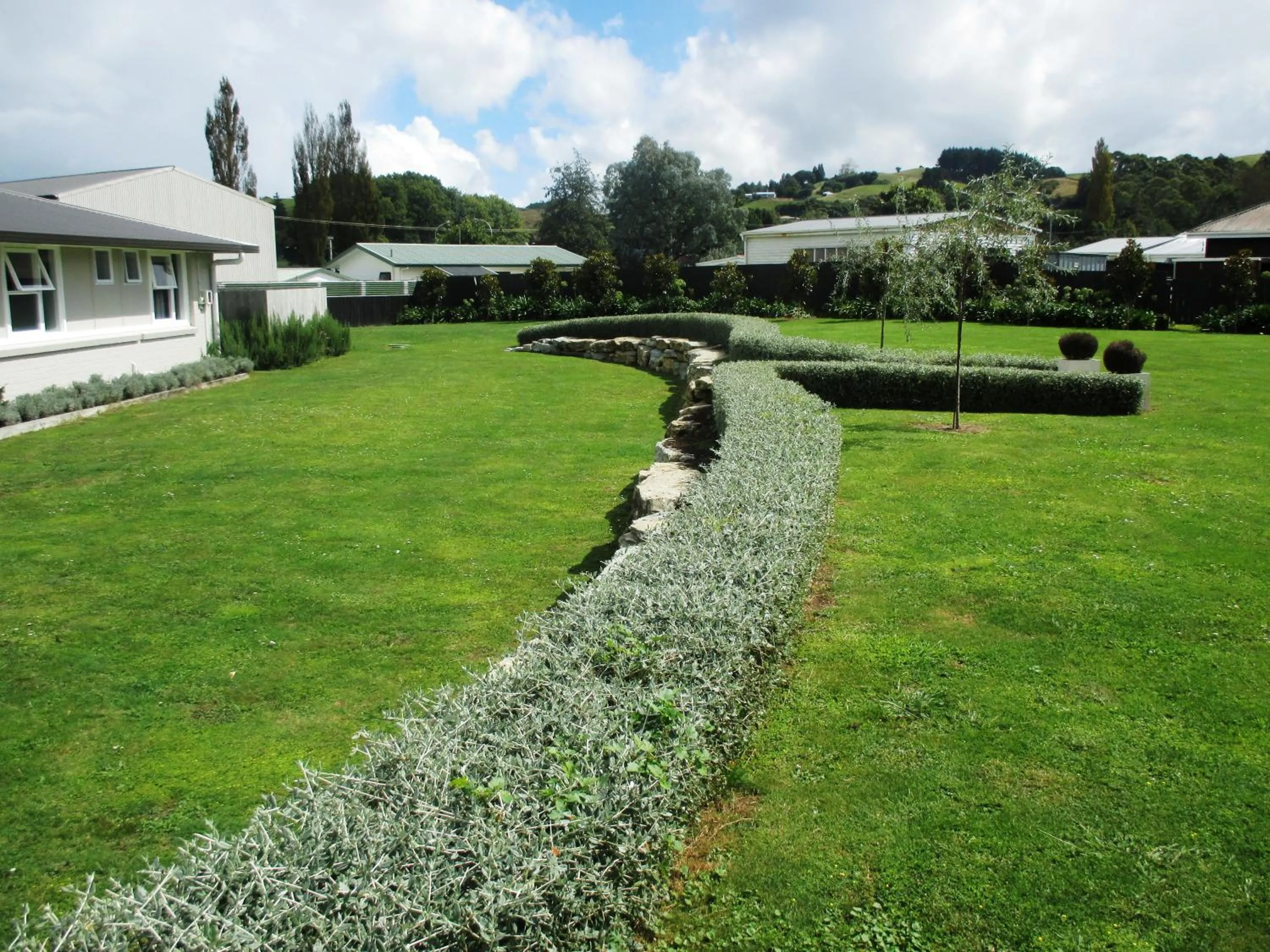 Garden in FatOwl Motel, Bar & Eatery