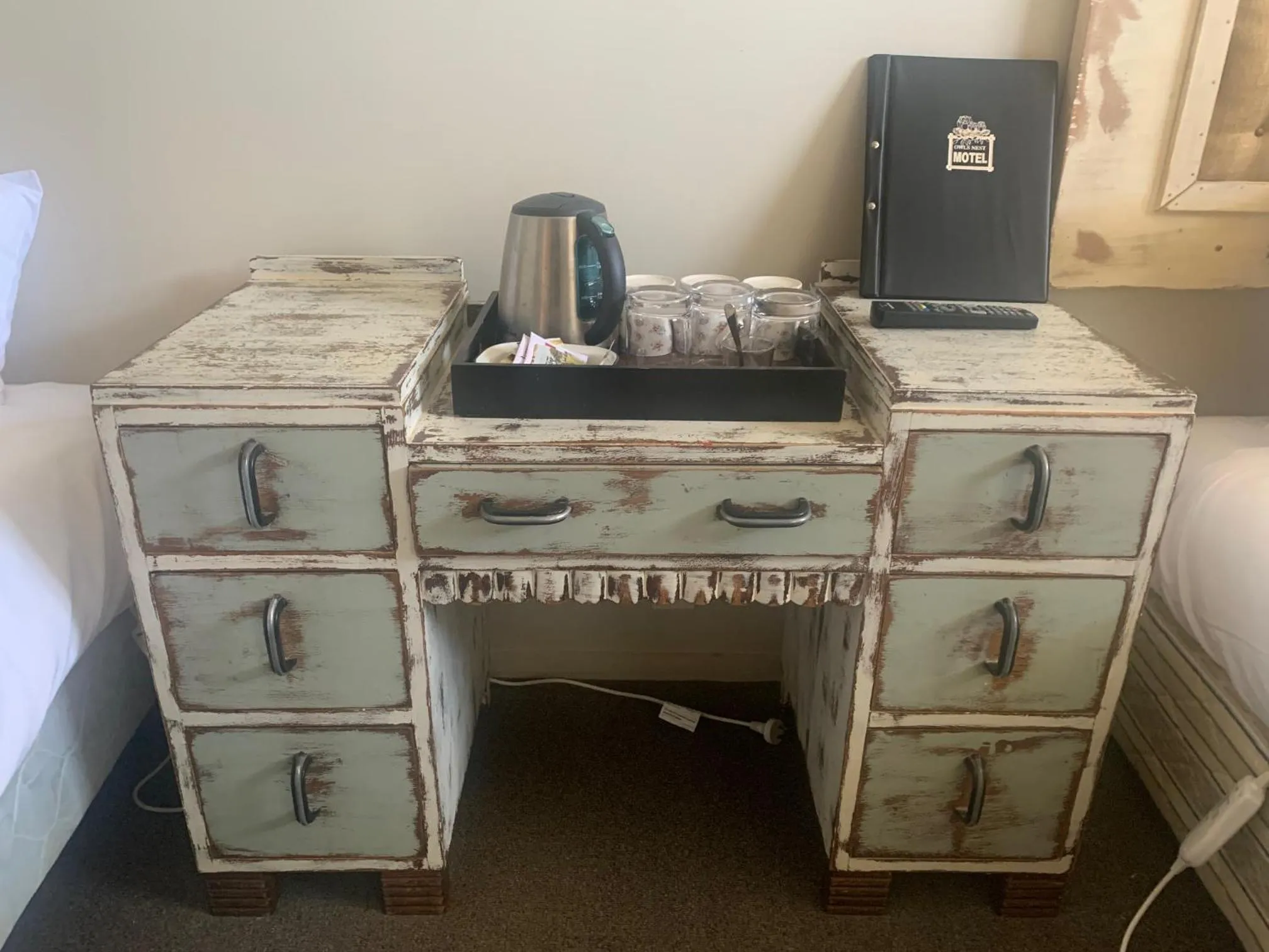 FatOwl Motel, Bar & Eatery