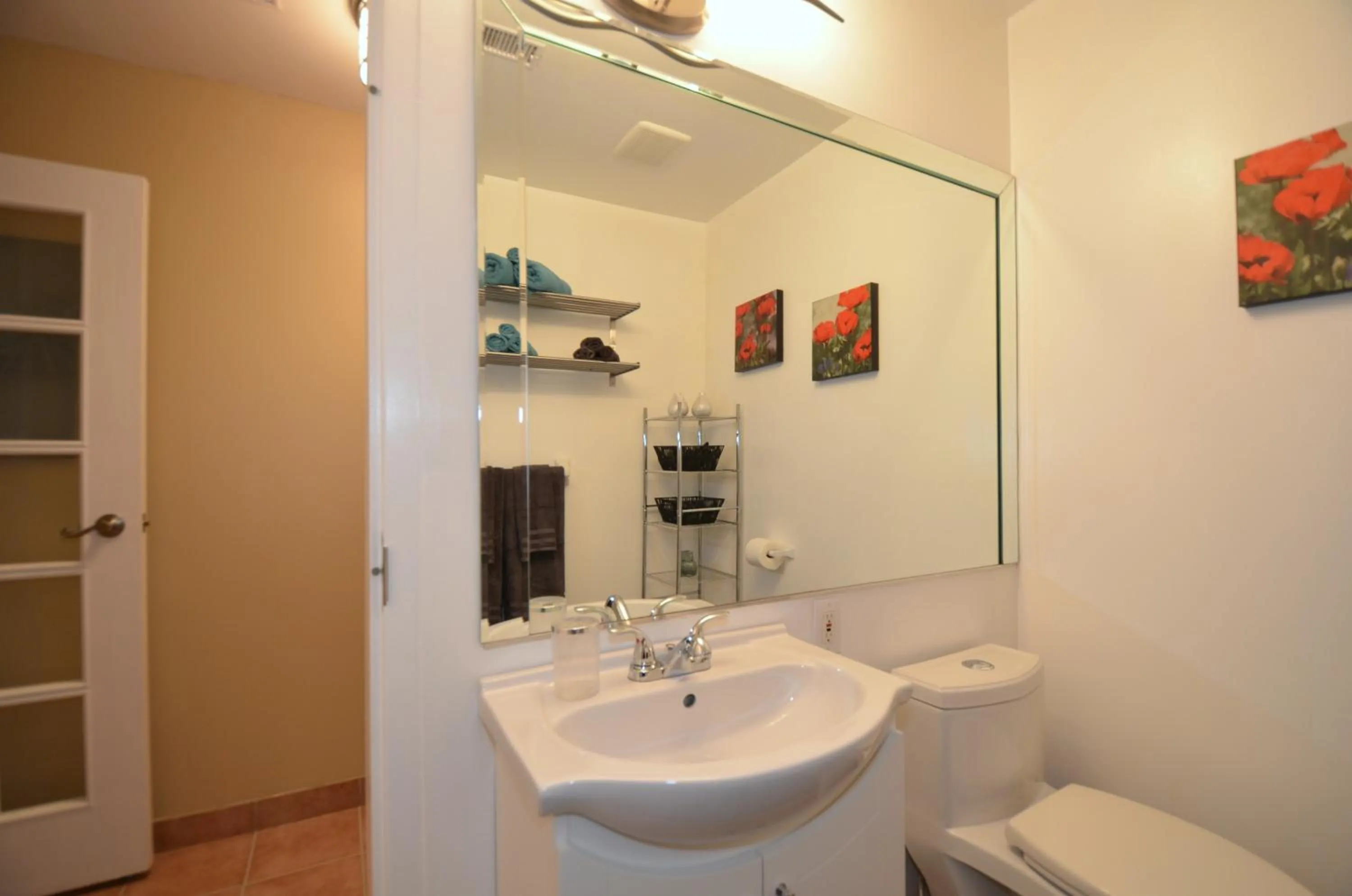 The SoMa Furnished Residences