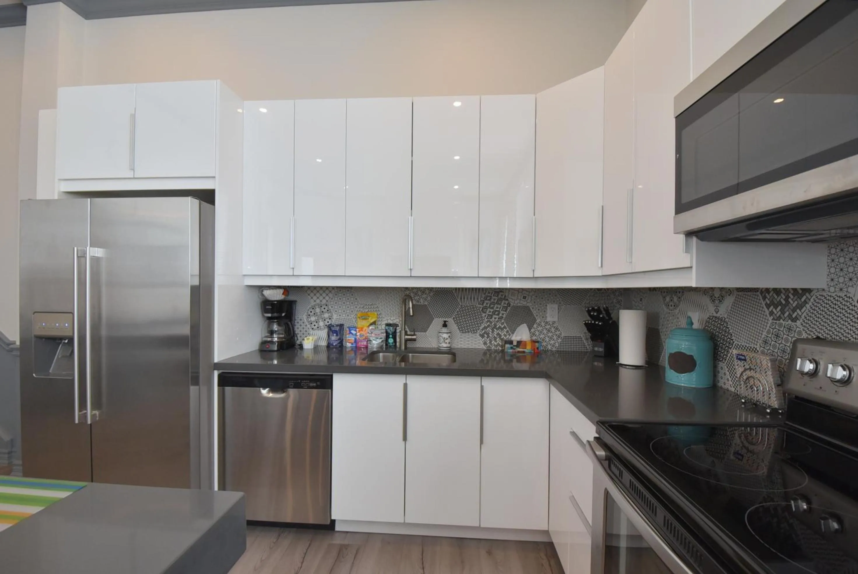 The SoMa Furnished Residences