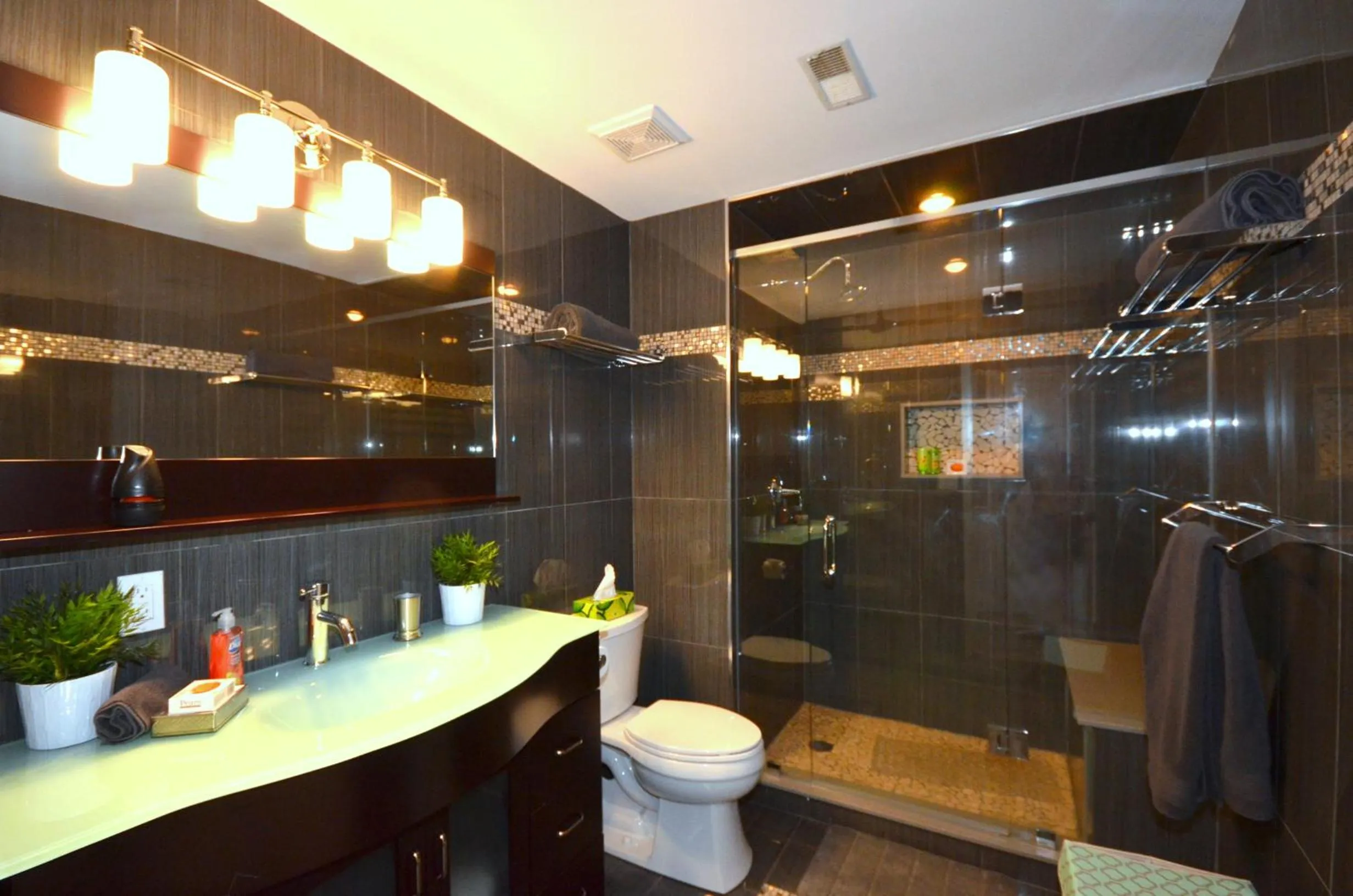 The SoMa Furnished Residences