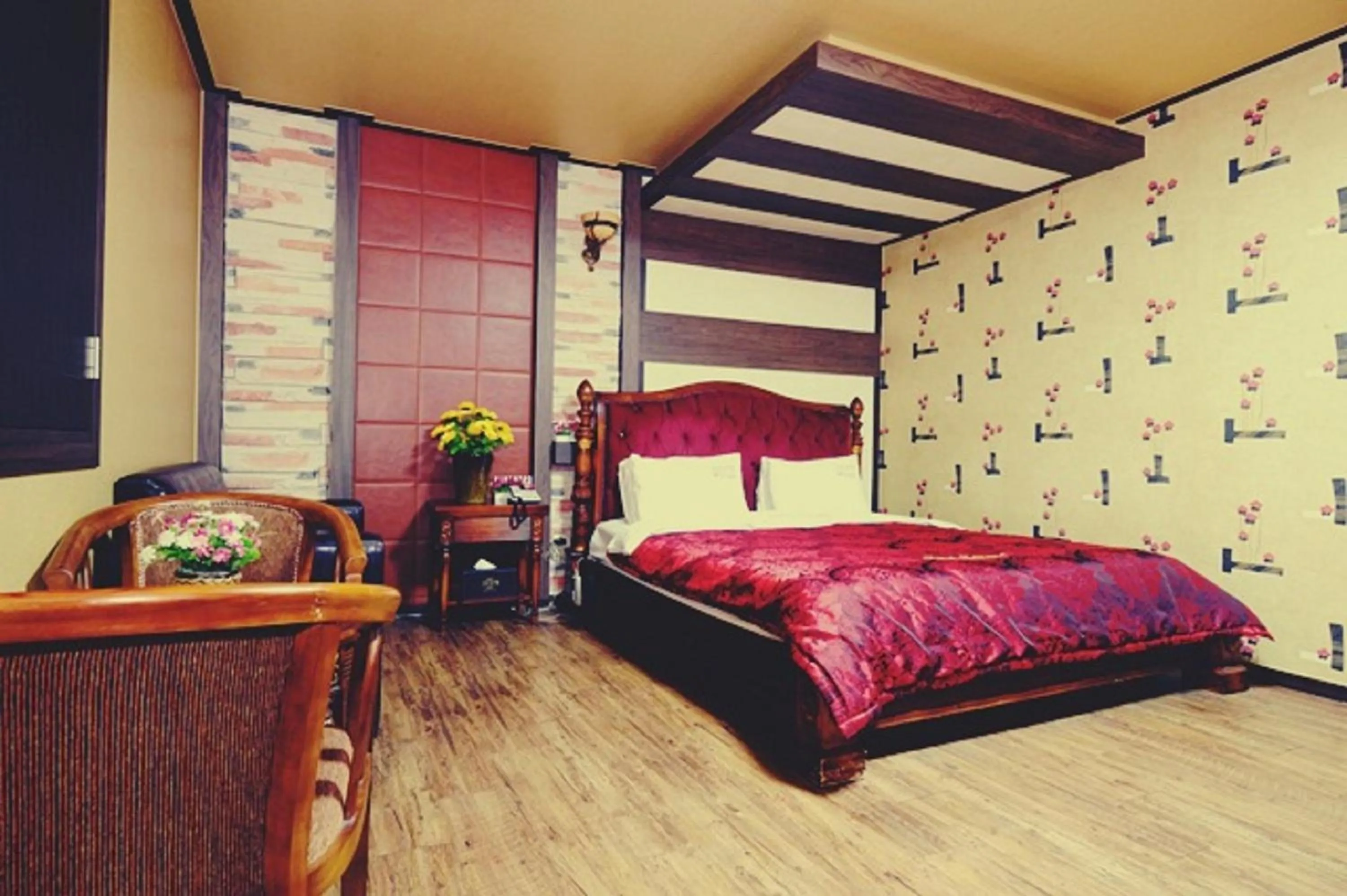 GuangJu Hotel Banana