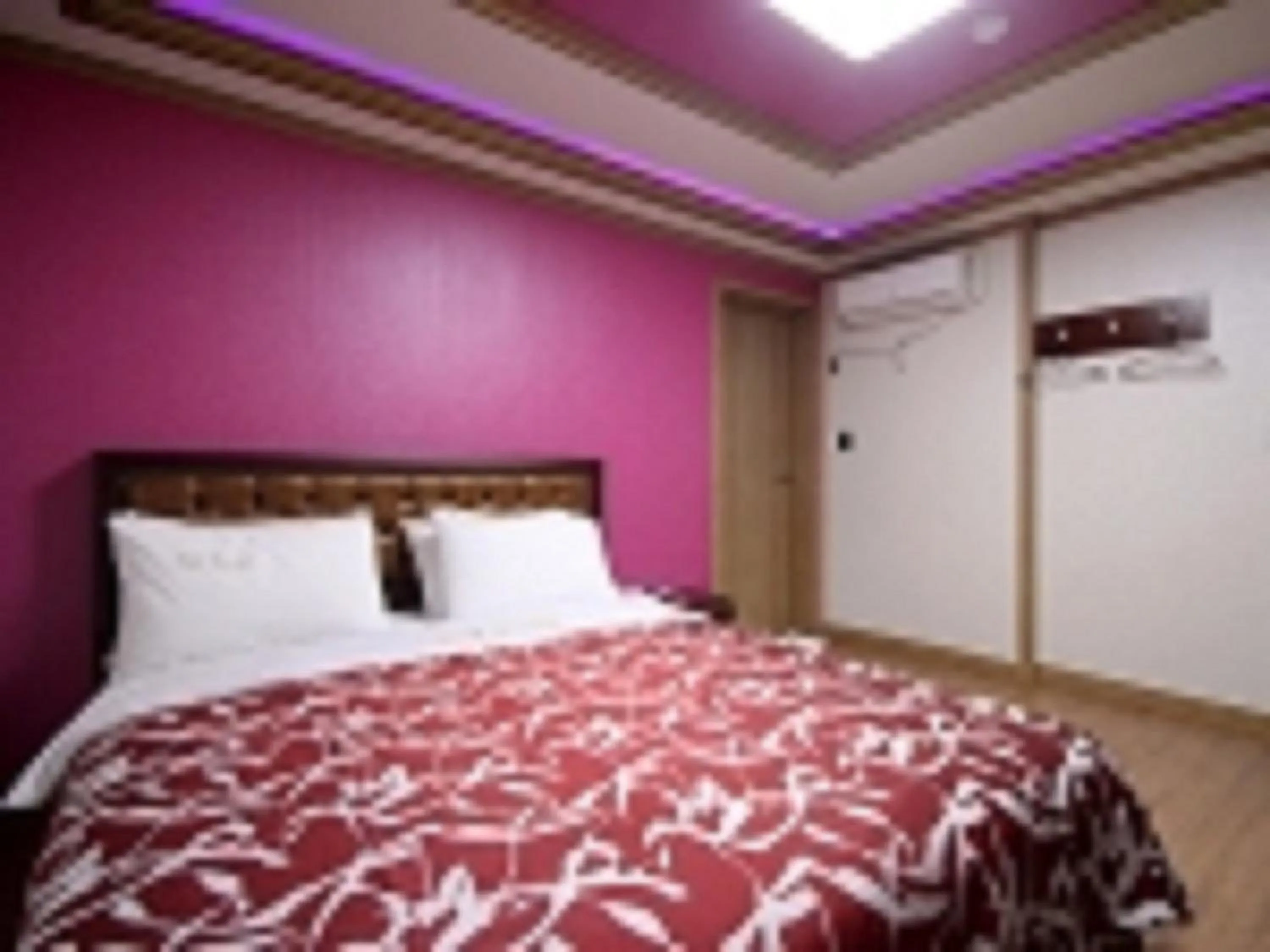 GuangJu Hotel Banana