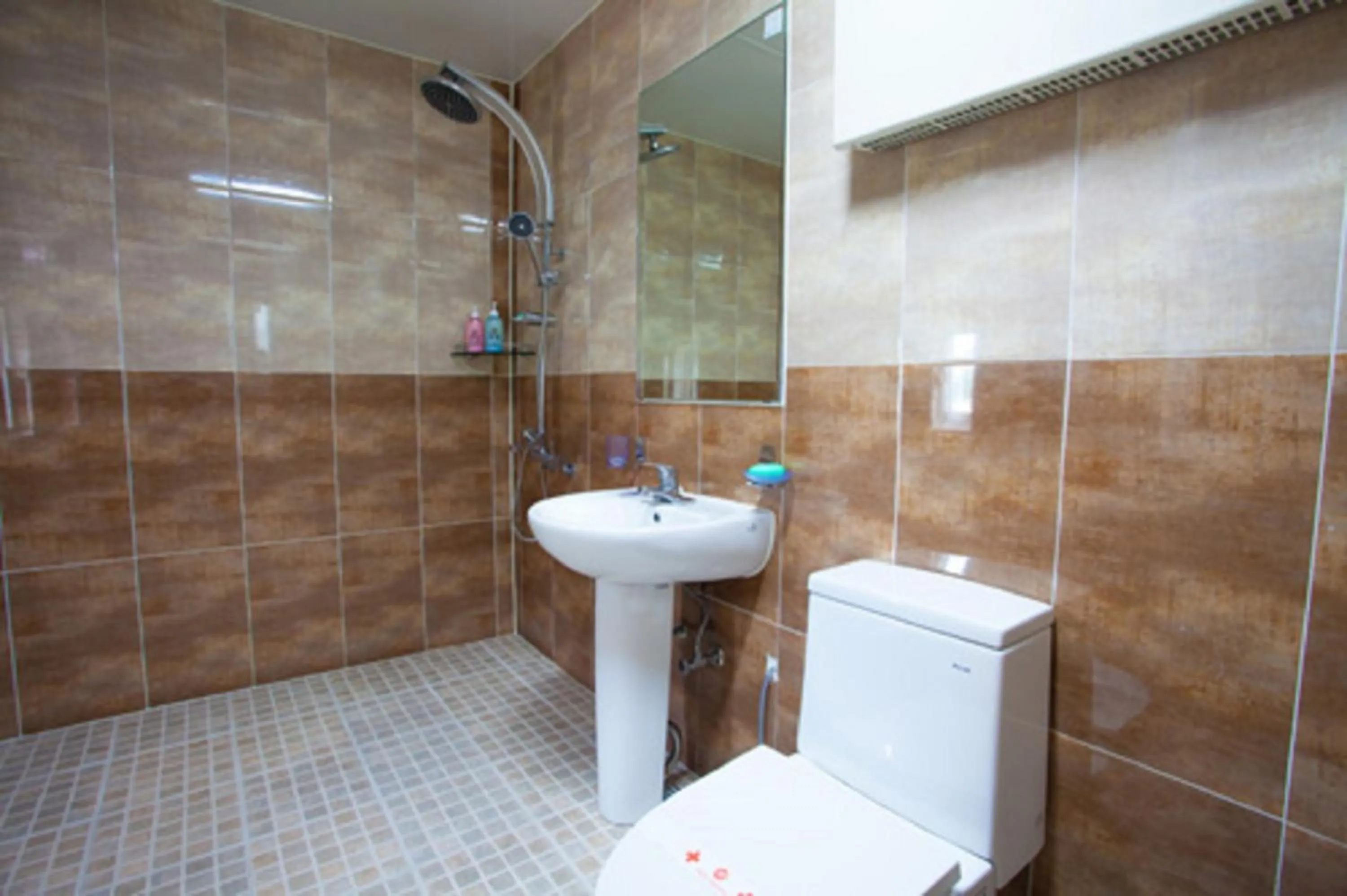 Bathroom in GuangJu Hotel Banana