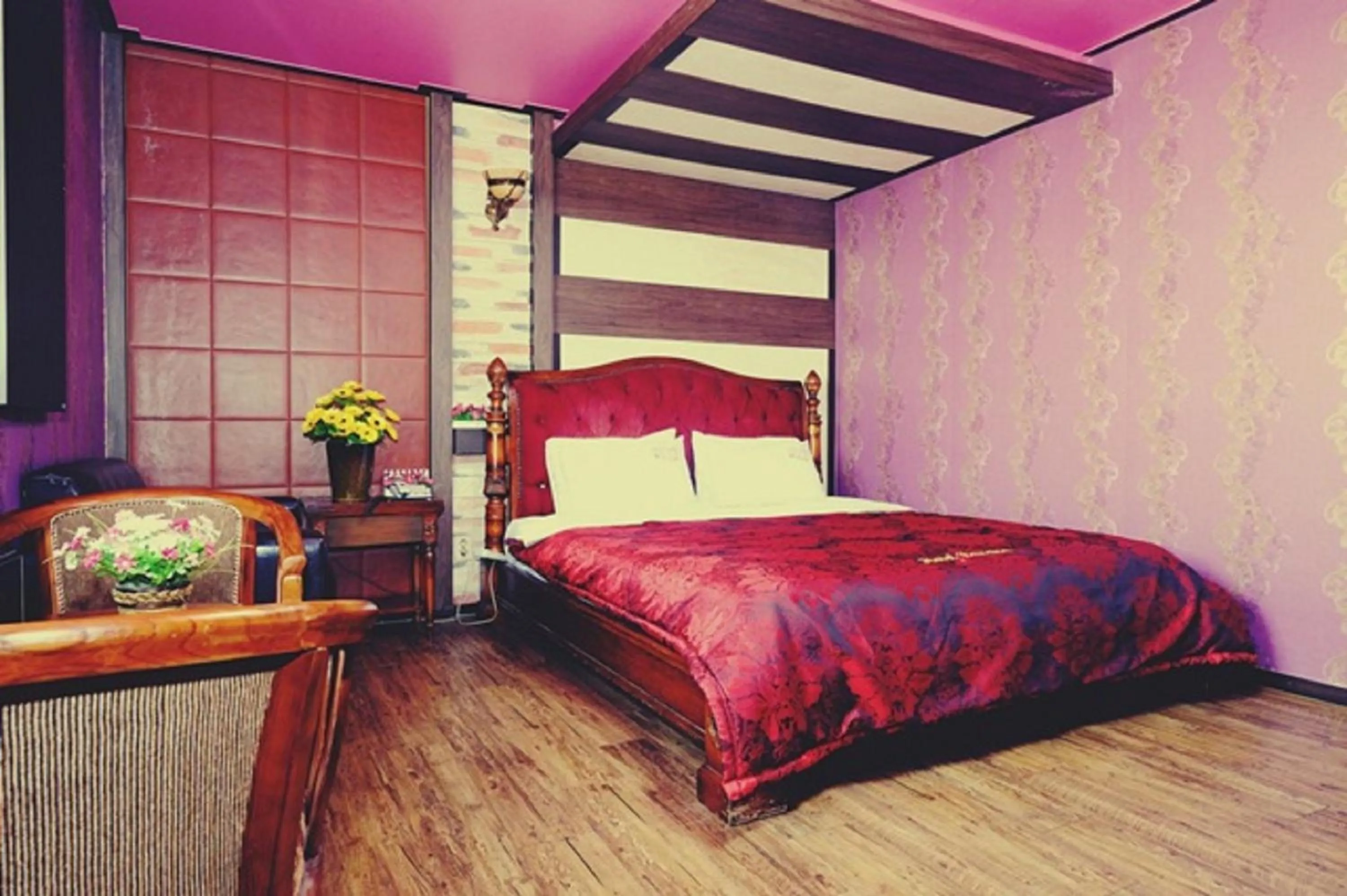 GuangJu Hotel Banana