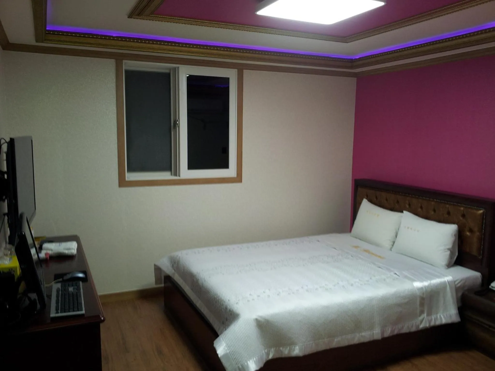 GuangJu Hotel Banana