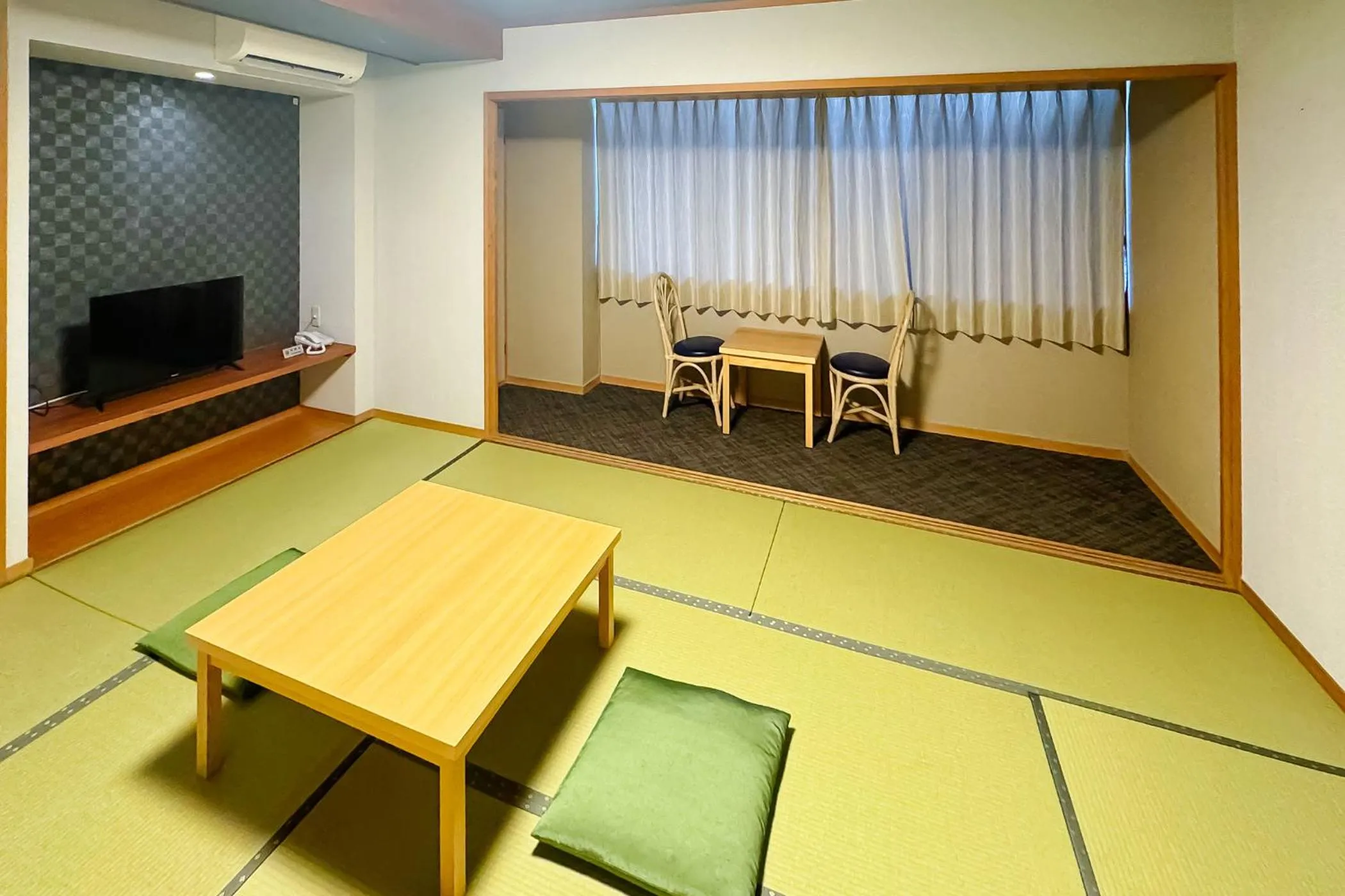 Photo of the whole room in Ooedo Onsen Monogatari Premium Toba Saichoraku