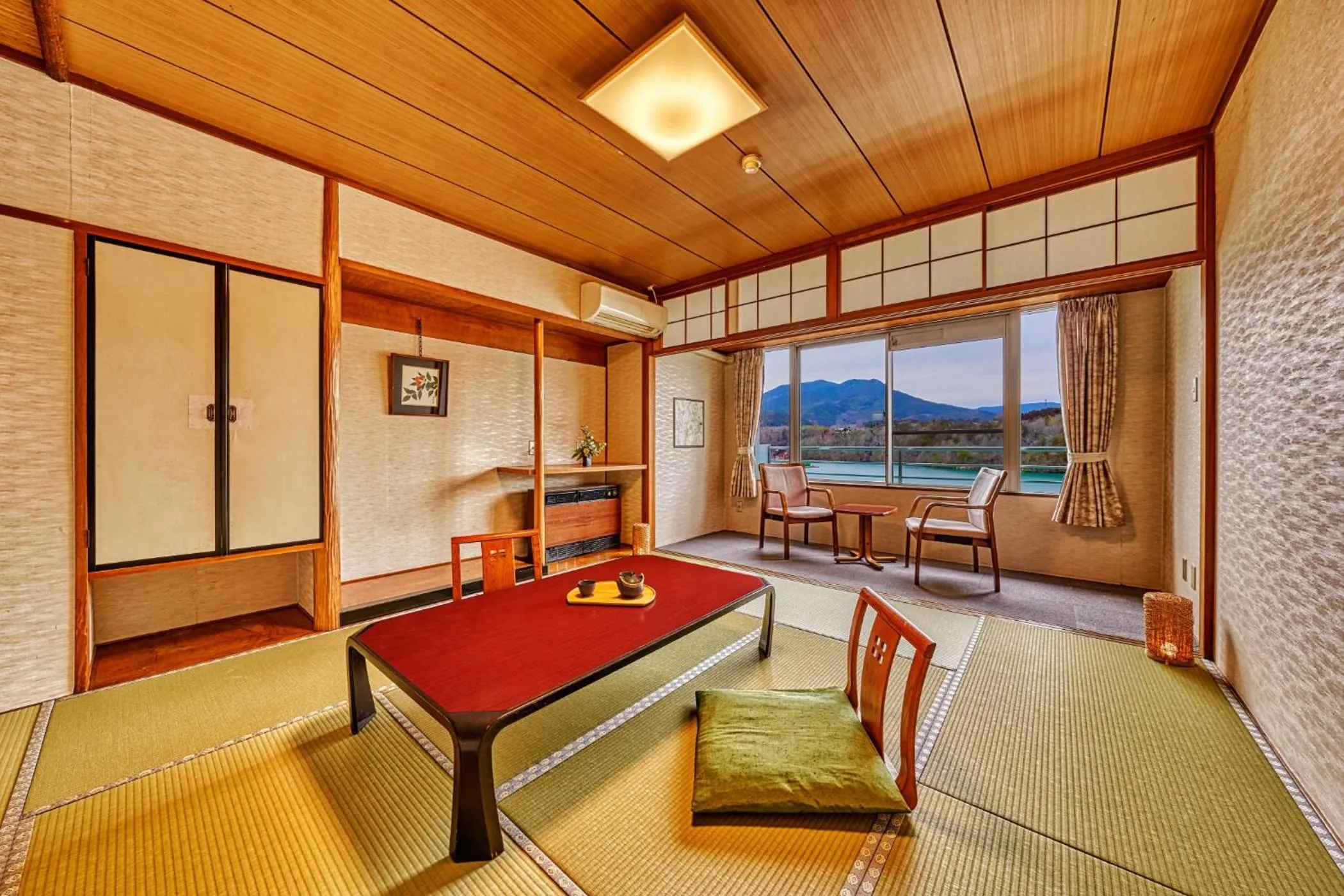 Photo of the whole room in Ooedo Onsen Monogatari Premium Enakyo