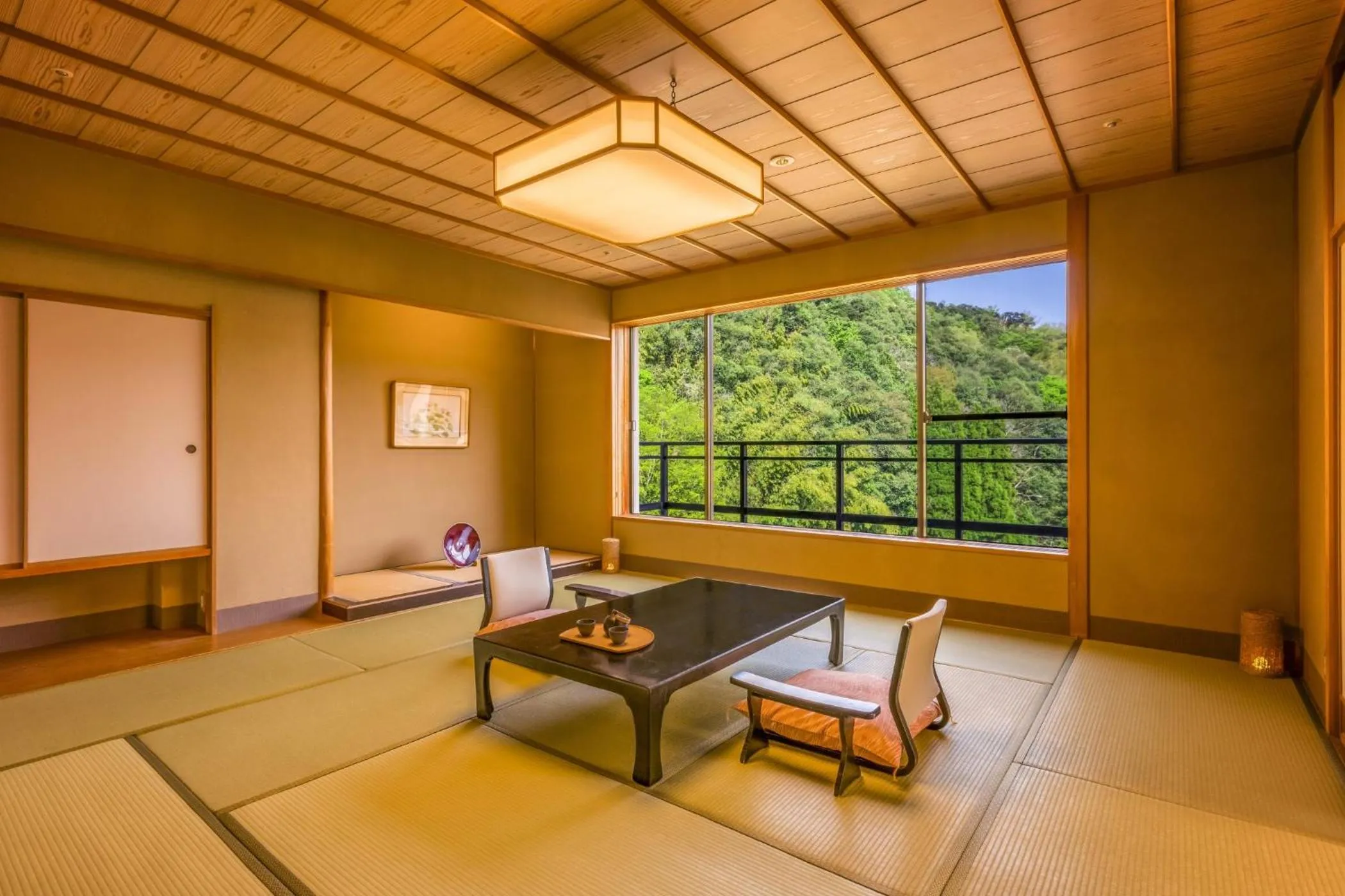 Photo of the whole room in Ooedo Onsen Monogatari Premium Saiki Bekkan