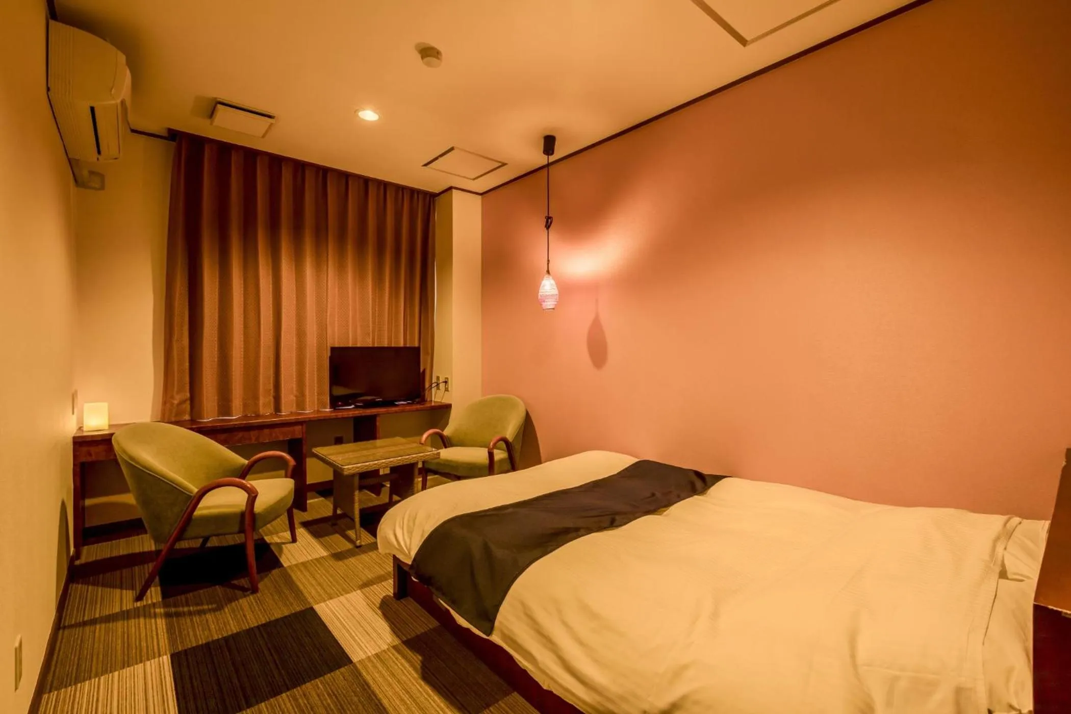 Photo of the whole room, Bed in Ooedo Onsen Monogatari Yamanaka Saichoraku