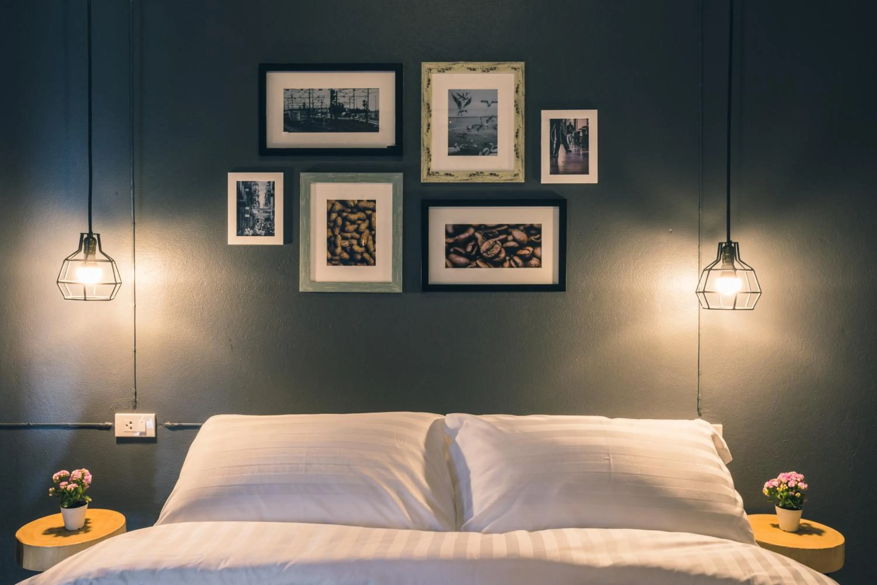 Photo of the whole room, Bed in Cozy Inn Chiang Mai