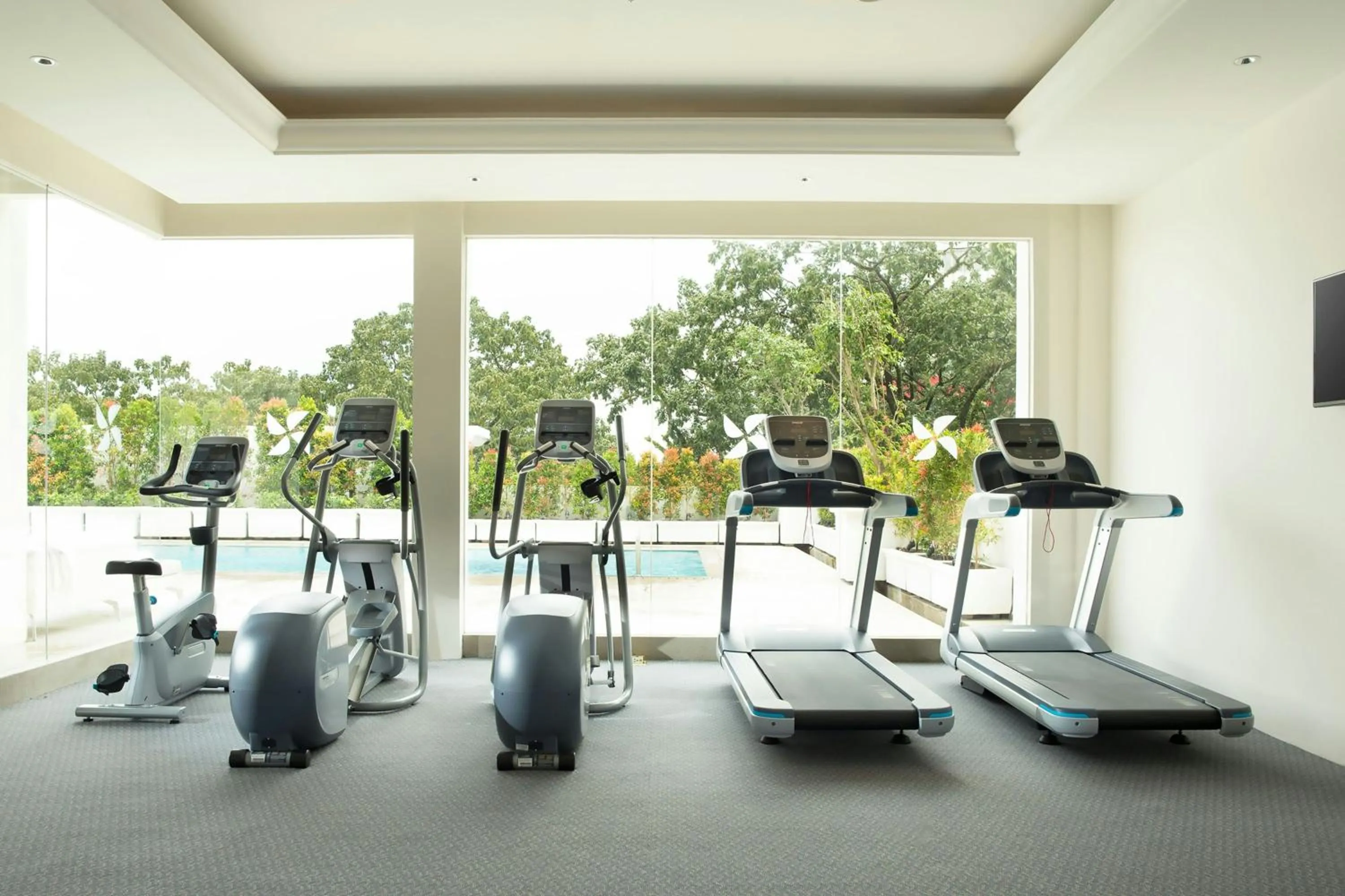 Fitness centre/facilities in Four Points by Sheraton Bandung