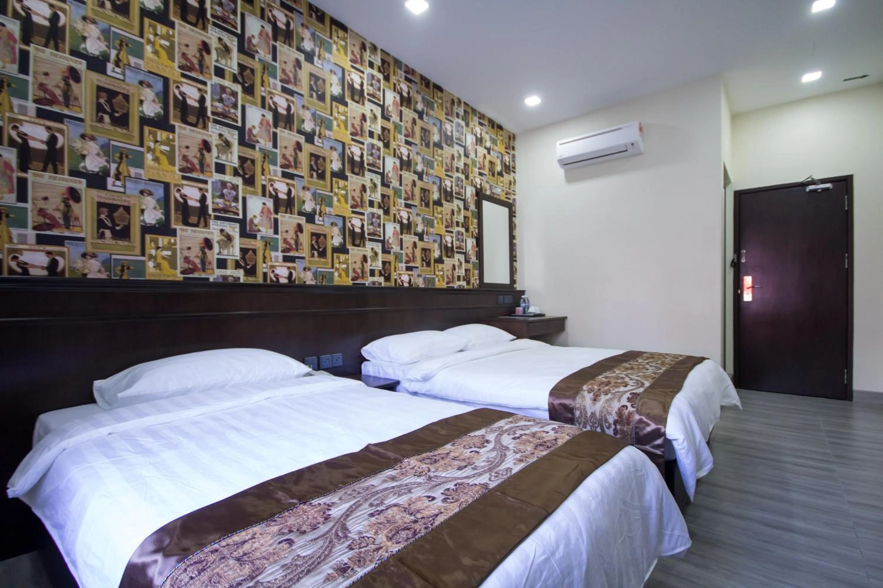 Photo of the whole room in Island Guesthouse Penang