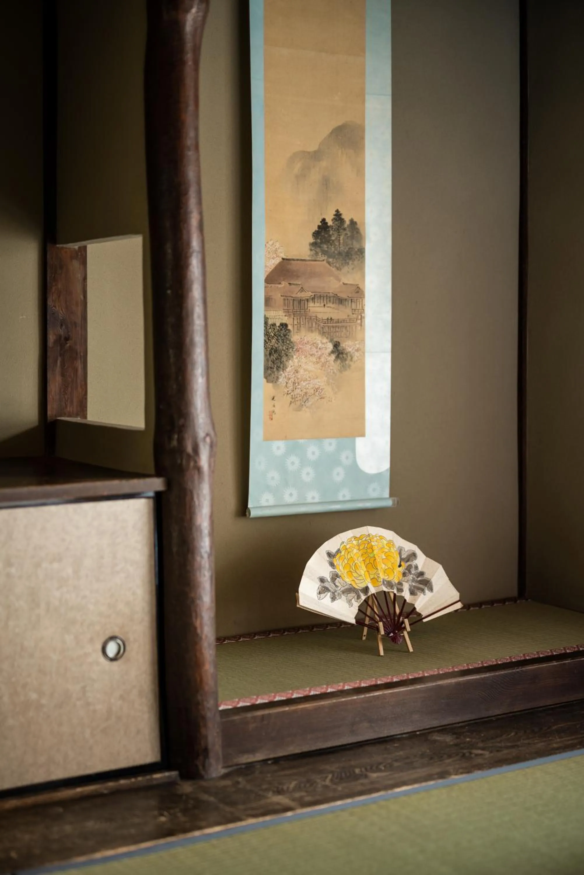 Decorative detail in Choya Chawanzaka Machiya House